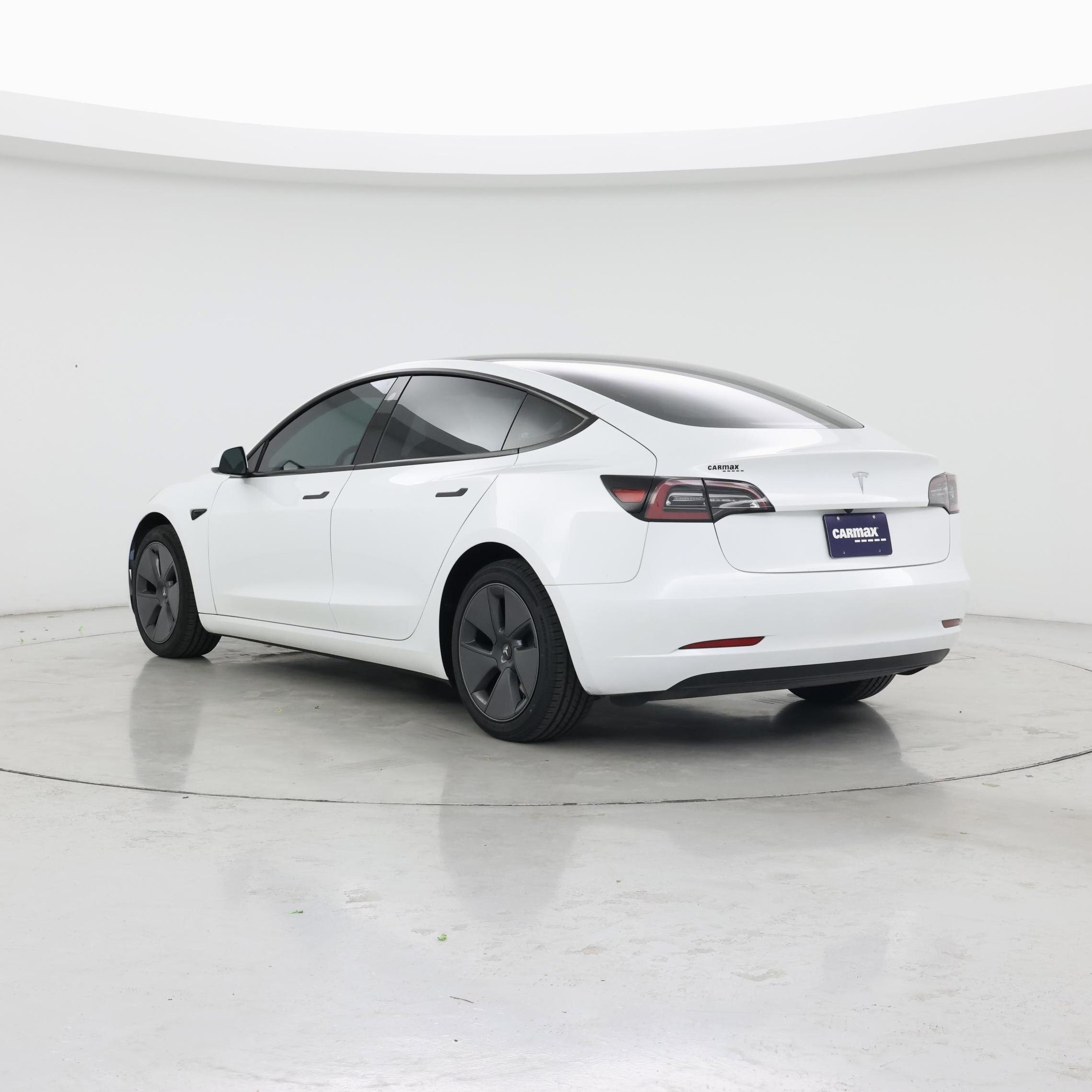 Thumbnail: 2023 Tesla Model 3 - 2