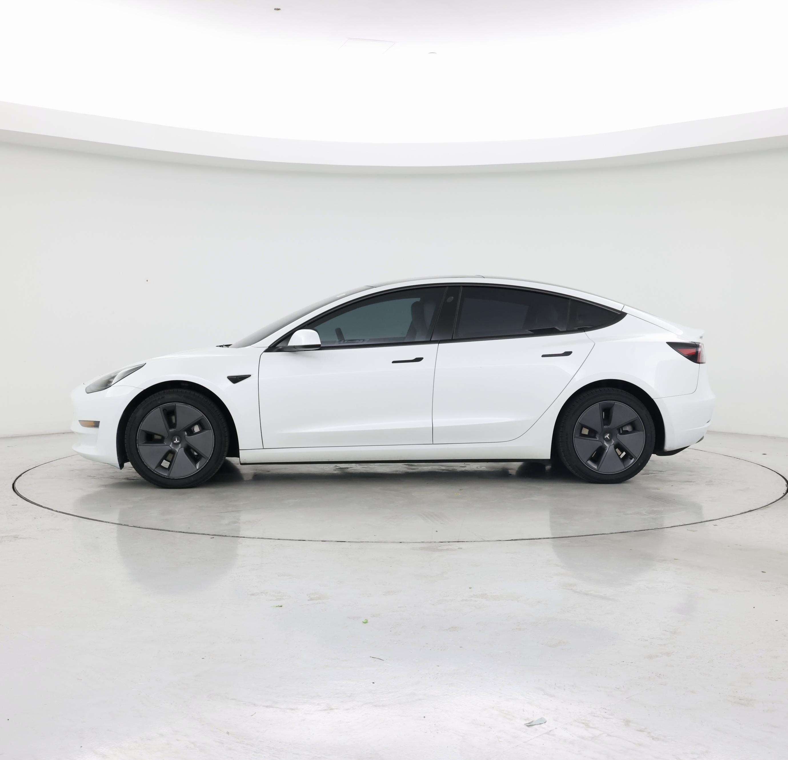 Thumbnail: 2023 Tesla Model 3 - 3