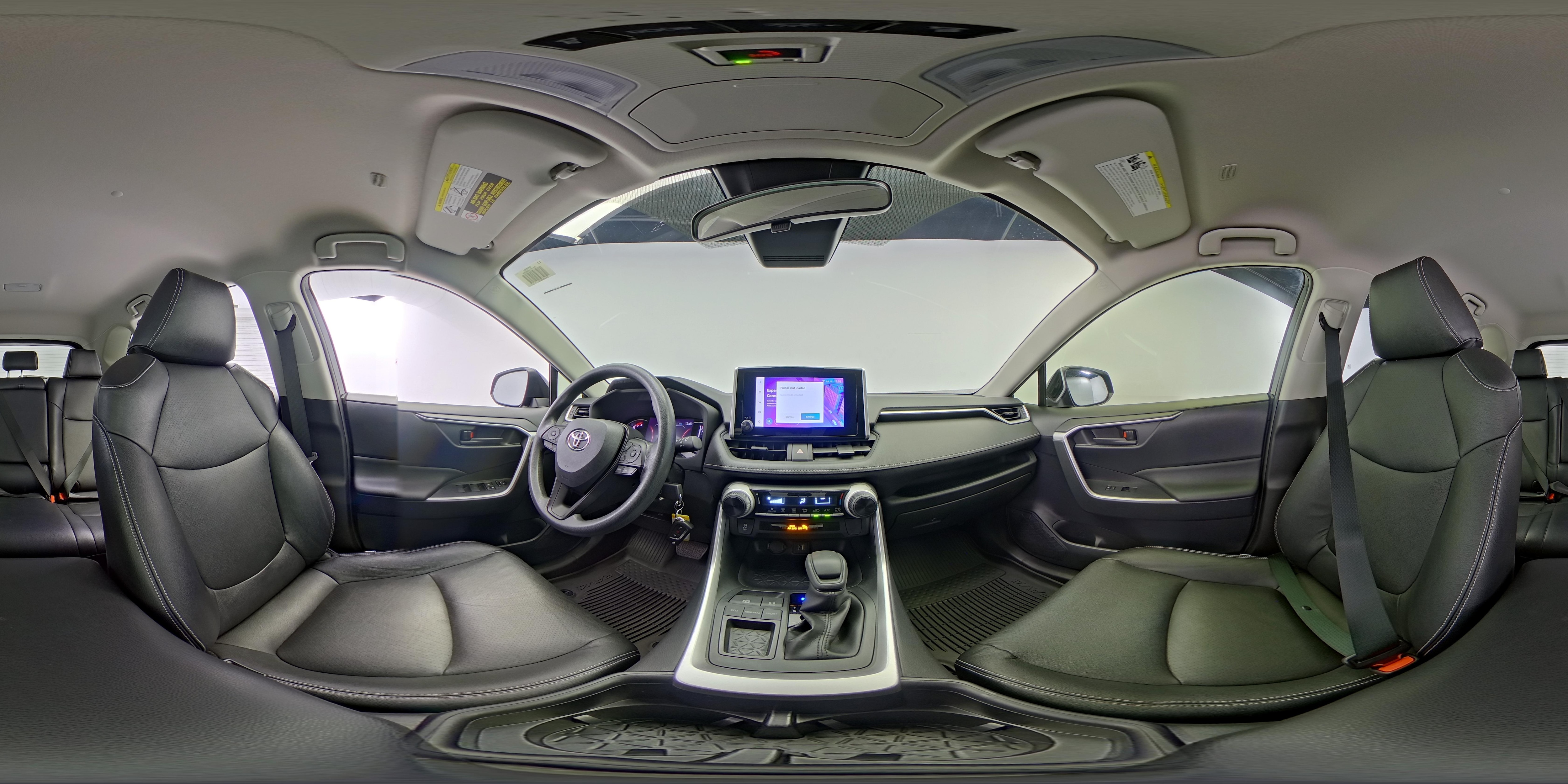 2023 Toyota RAV4 LE - Photo 24