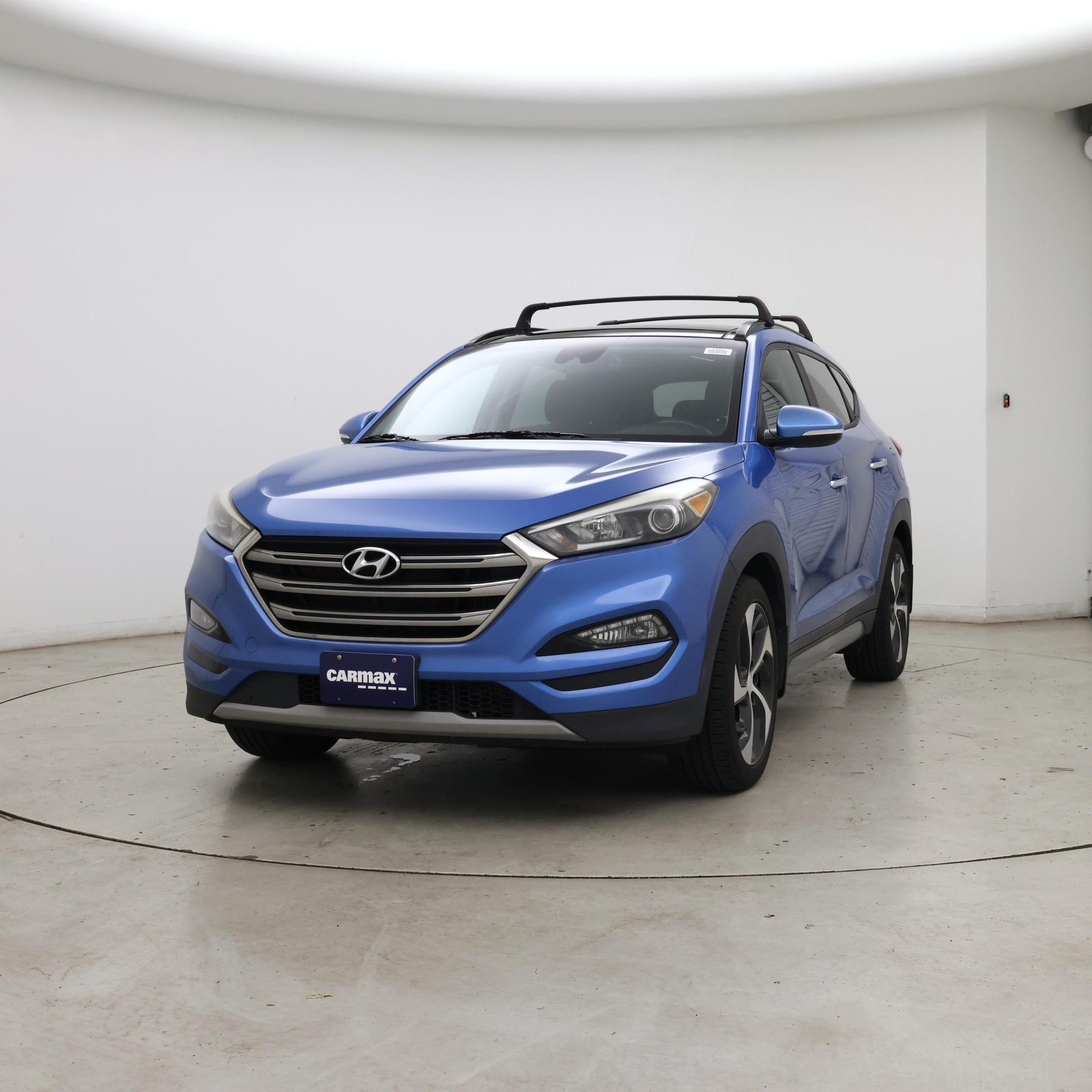 Thumbnail: 2017 Hyundai Tucson - 4