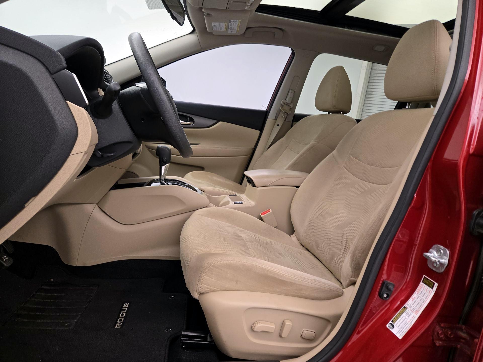 Thumbnail: 2016 Nissan Rogue - 11