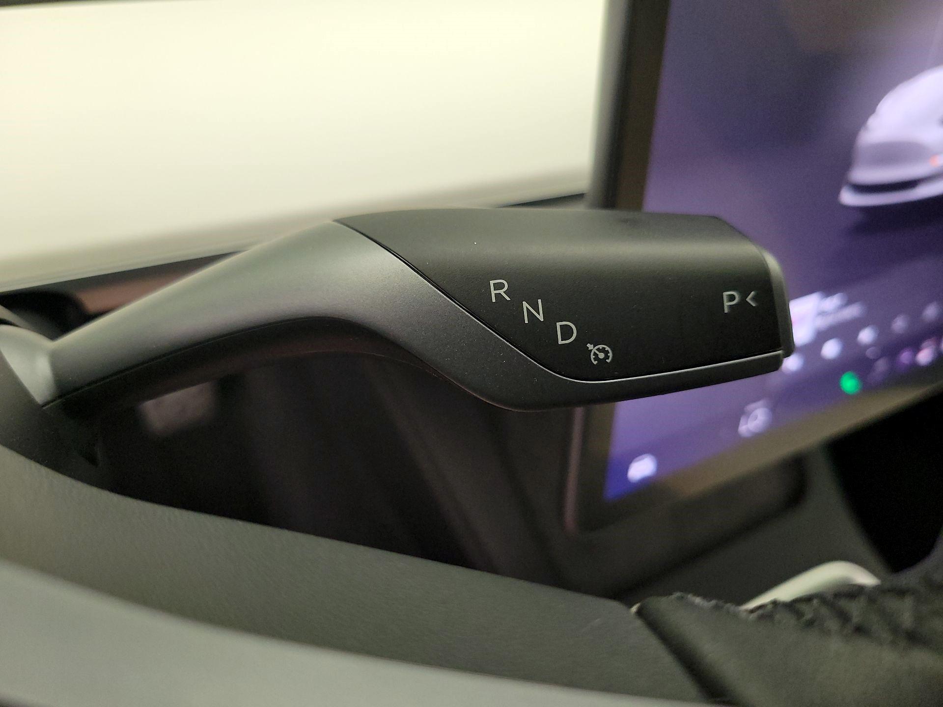 Thumbnail: 2023 Tesla Model 3 - 17