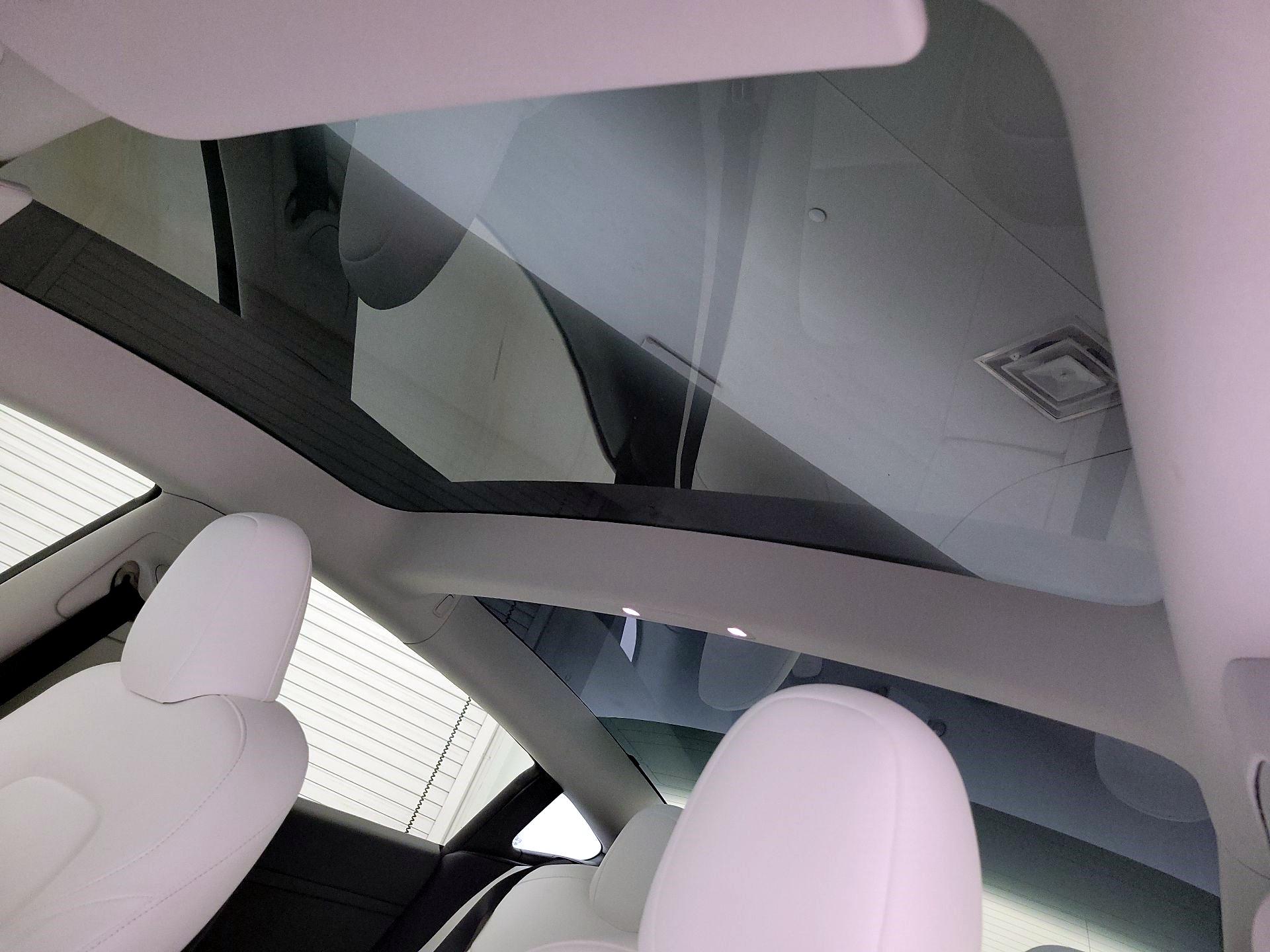 Thumbnail: 2023 Tesla Model 3 - 18
