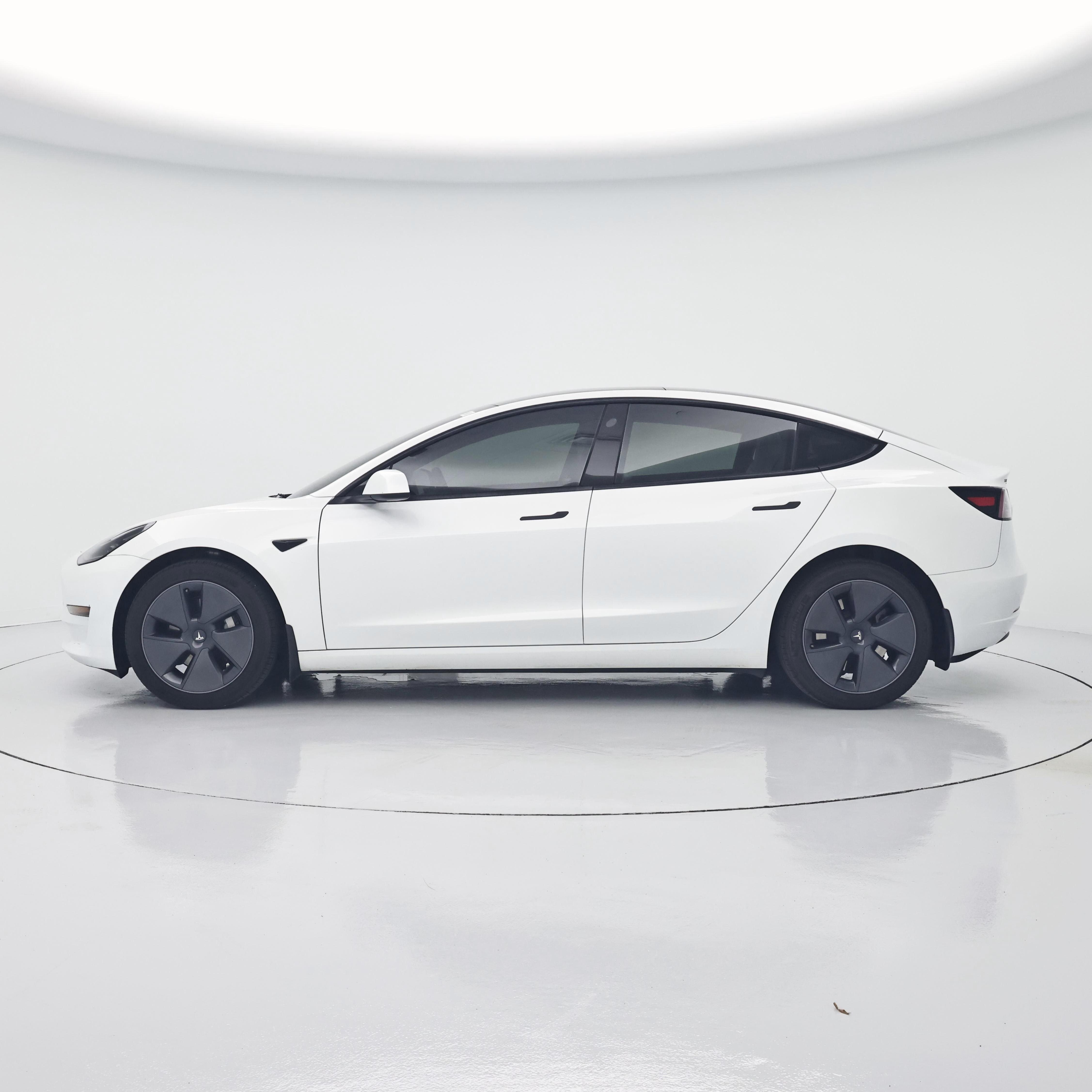 Thumbnail: 2023 Tesla Model 3 - 3