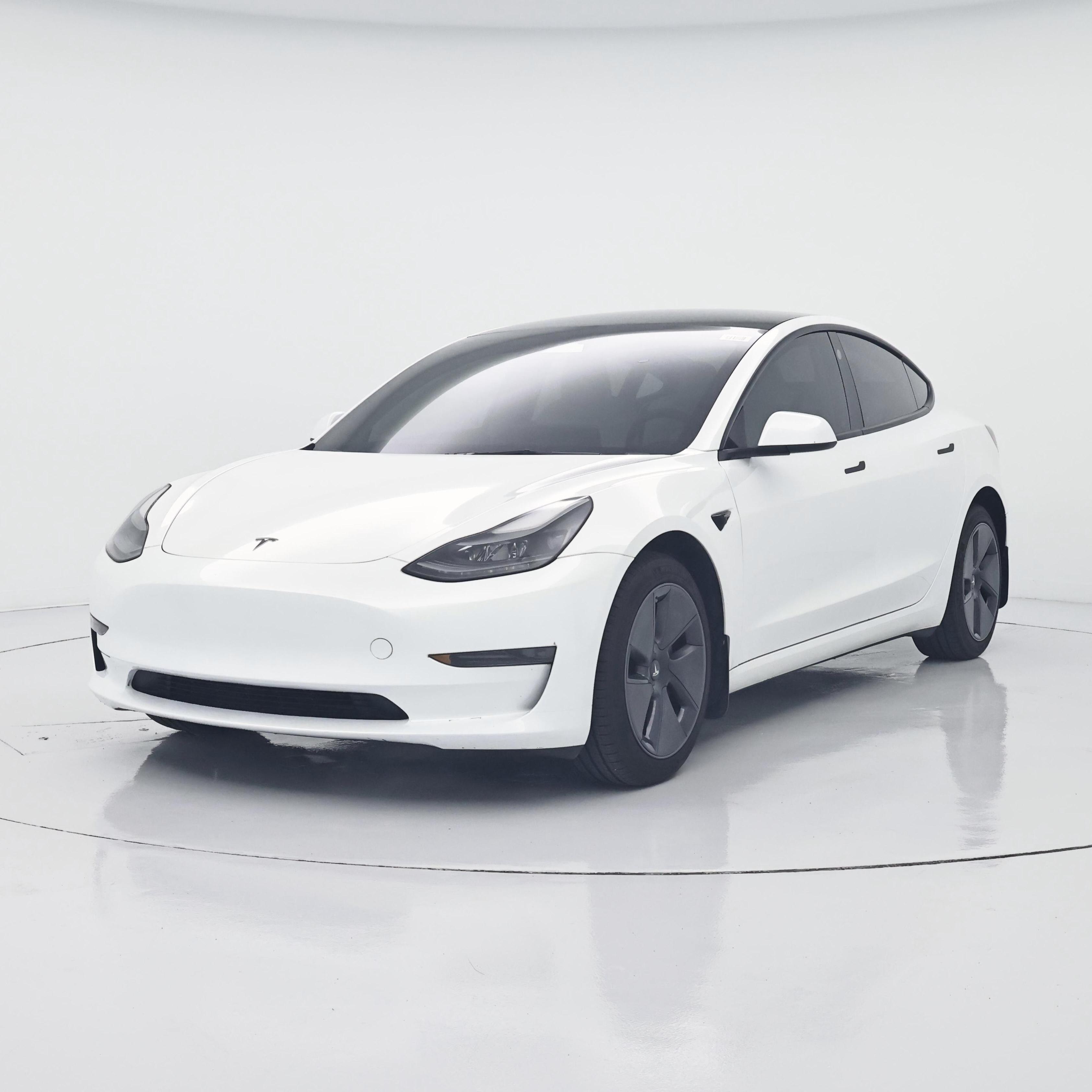 Thumbnail: 2023 Tesla Model 3 - 4