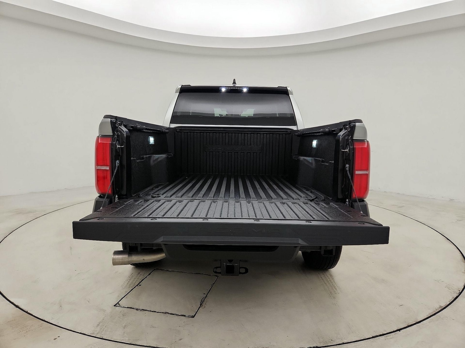 2026 Toyota Tacoma SR - Photo 21