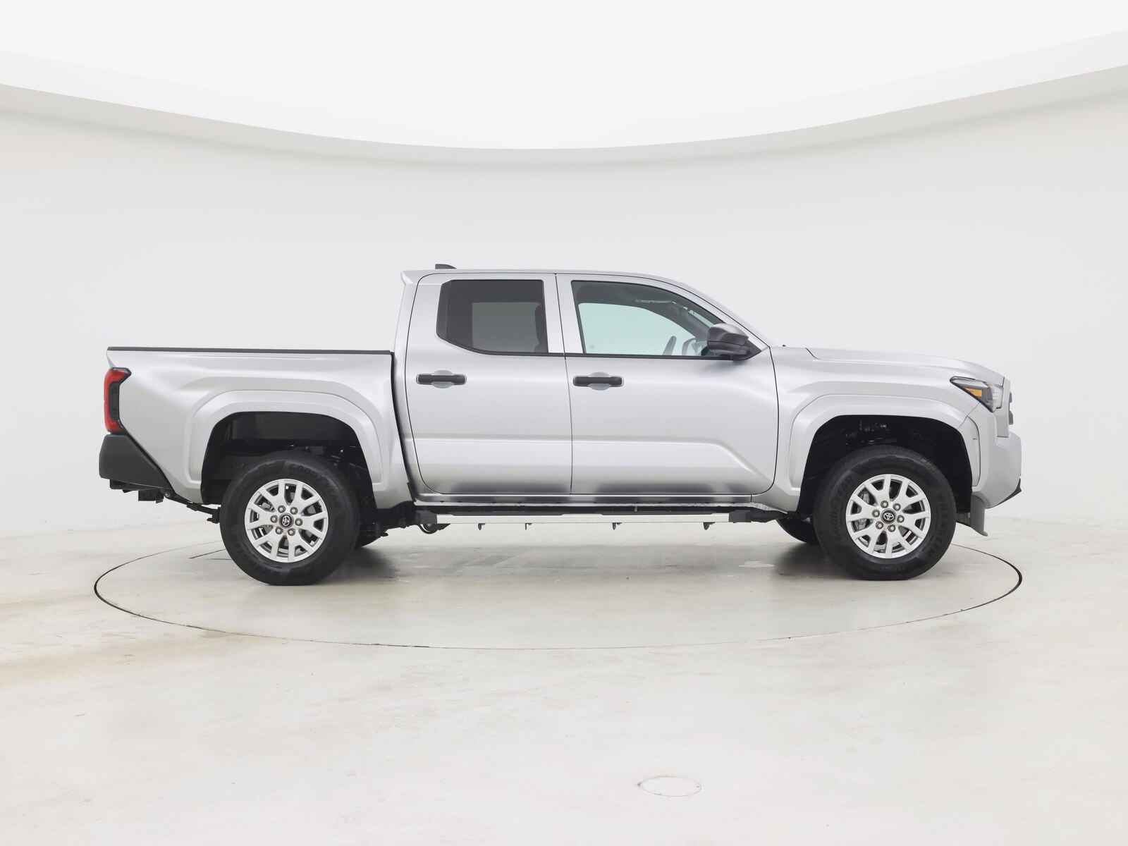 2026 Toyota Tacoma SR - Photo 8