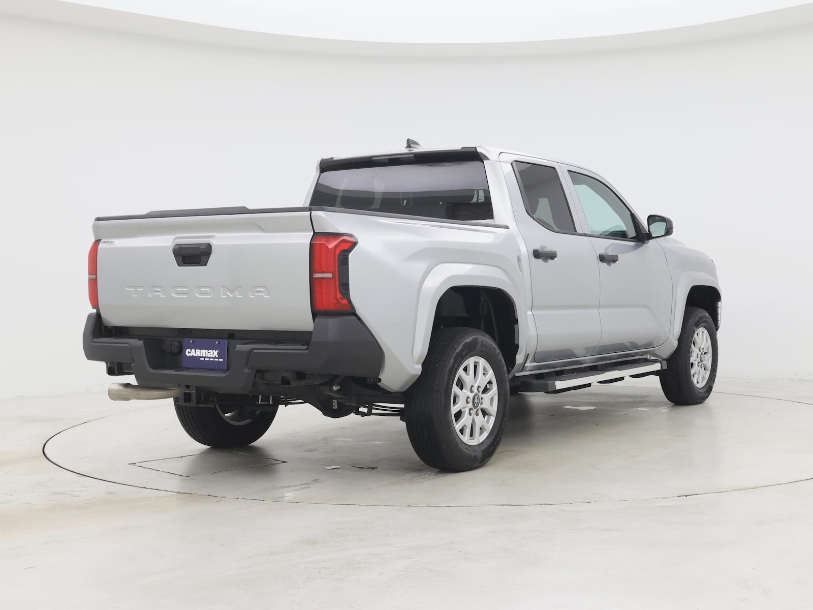 2026 Toyota Tacoma SR - Photo 9