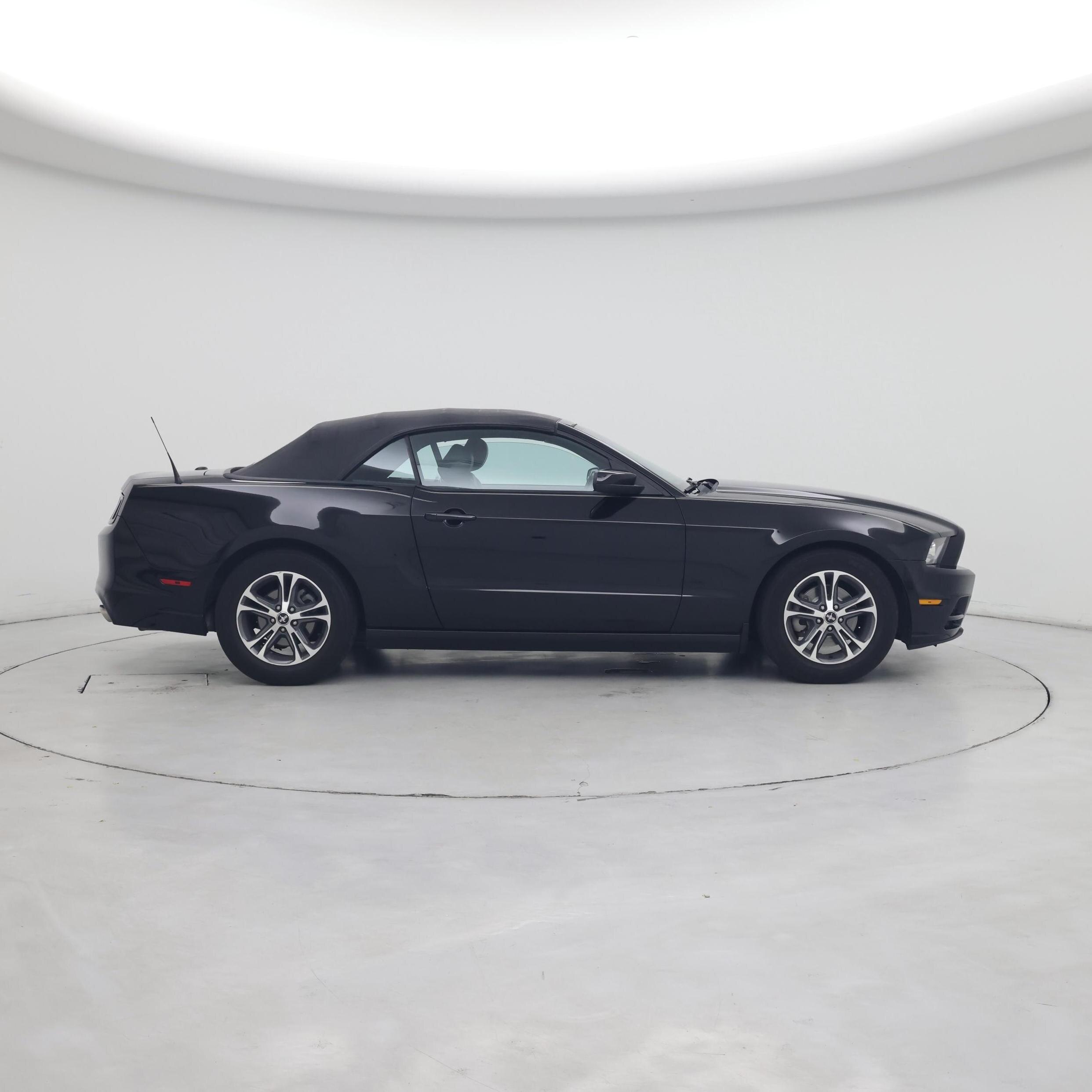 Thumbnail: 2014 Ford Mustang - 7