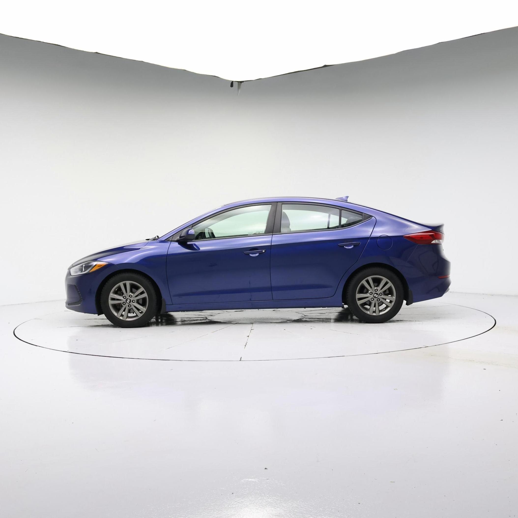Thumbnail: 2018 Hyundai Elantra - 3