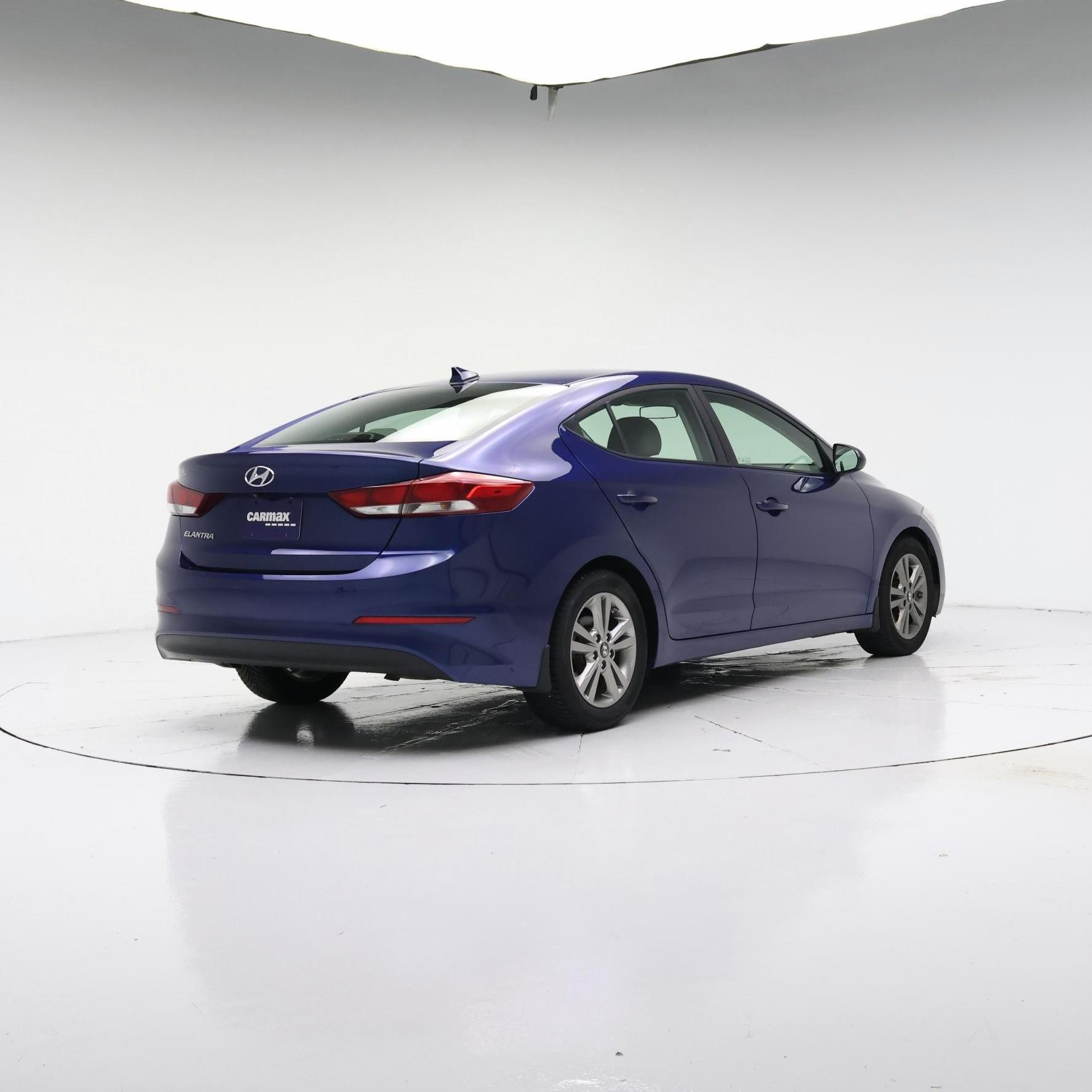 Thumbnail: 2018 Hyundai Elantra - 8