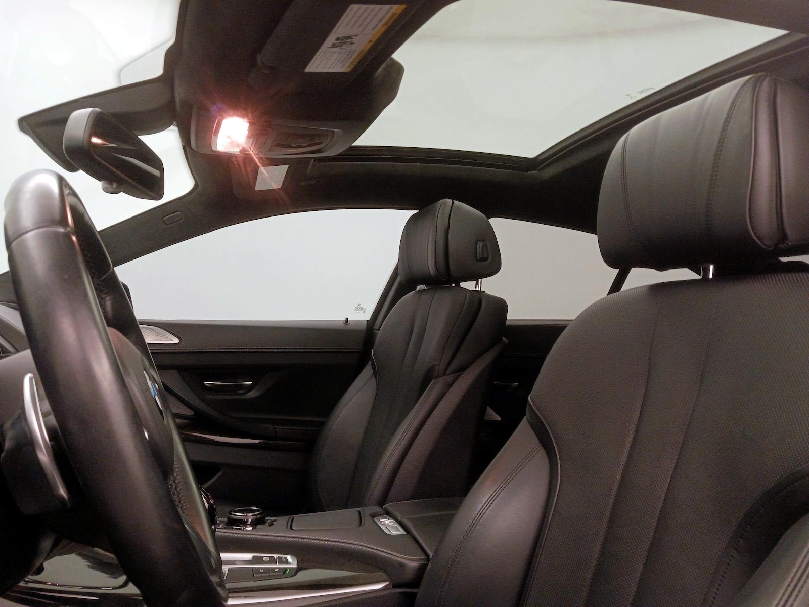 2016 BMW 6 Series 650i - Photo 21