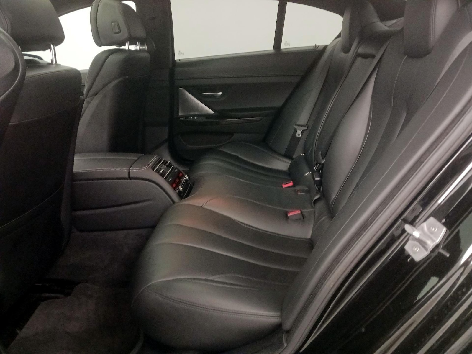2016 BMW 6 Series 650i - Photo 22