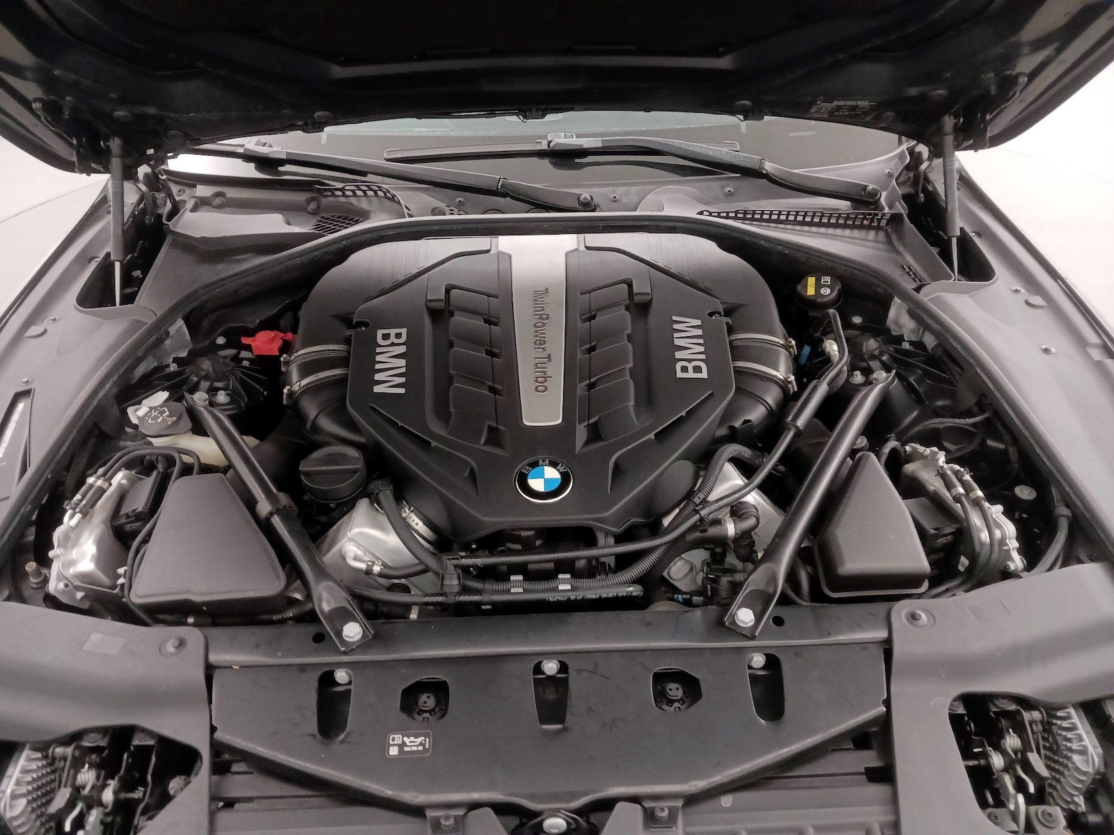 2016 BMW 6 Series 650i - Photo 24