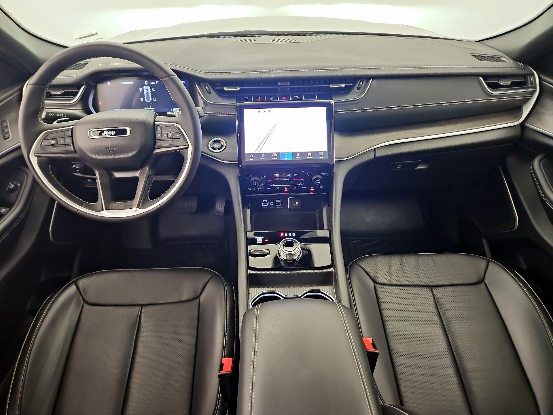Thumbnail: 2024 Jeep Grand Cherokee - 9