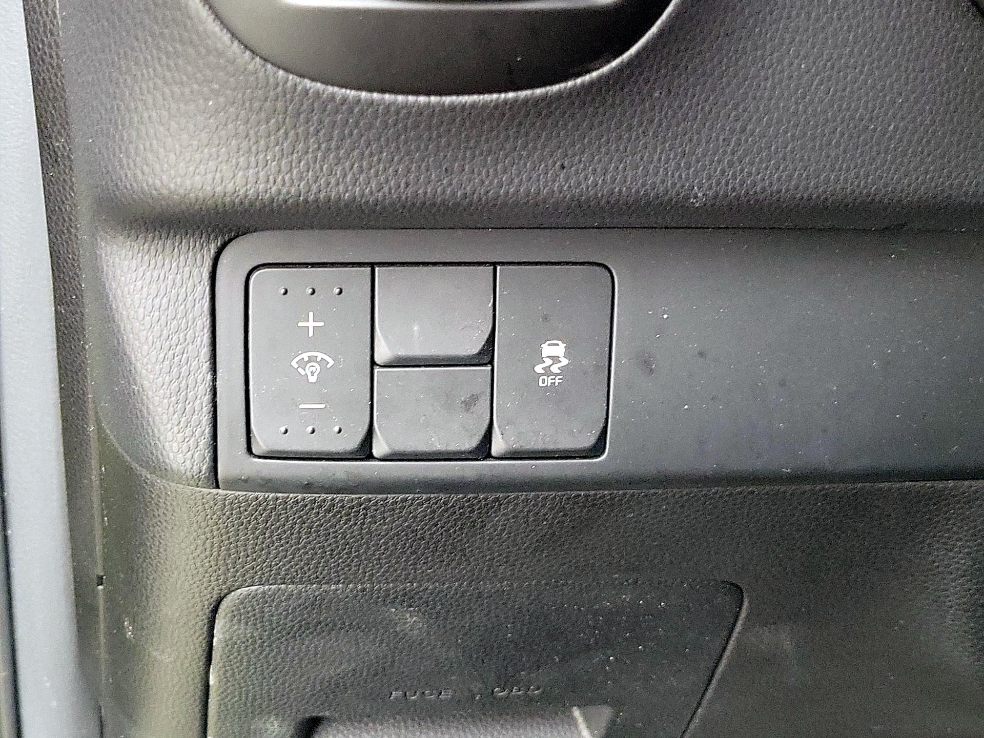 Thumbnail: 2014 Kia Soul - 13