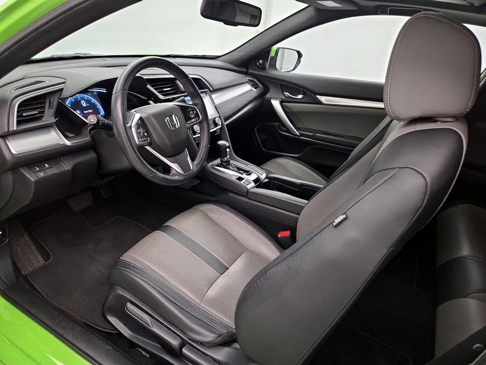 2018 Honda Civic Touring - Photo 12