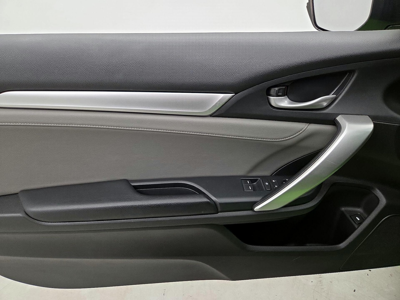 2018 Honda Civic Touring - Photo 13