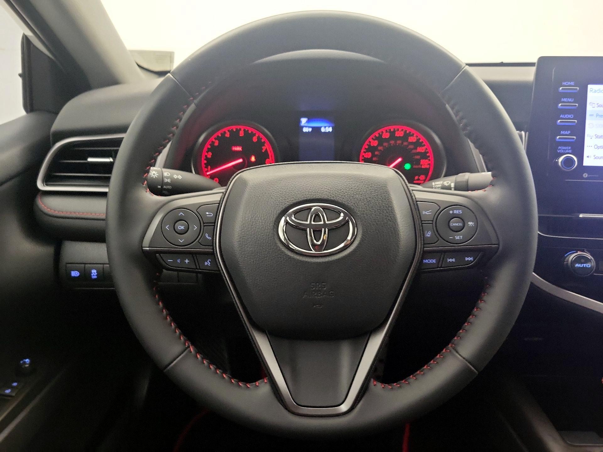 Thumbnail: 2021 Toyota Camry - 10