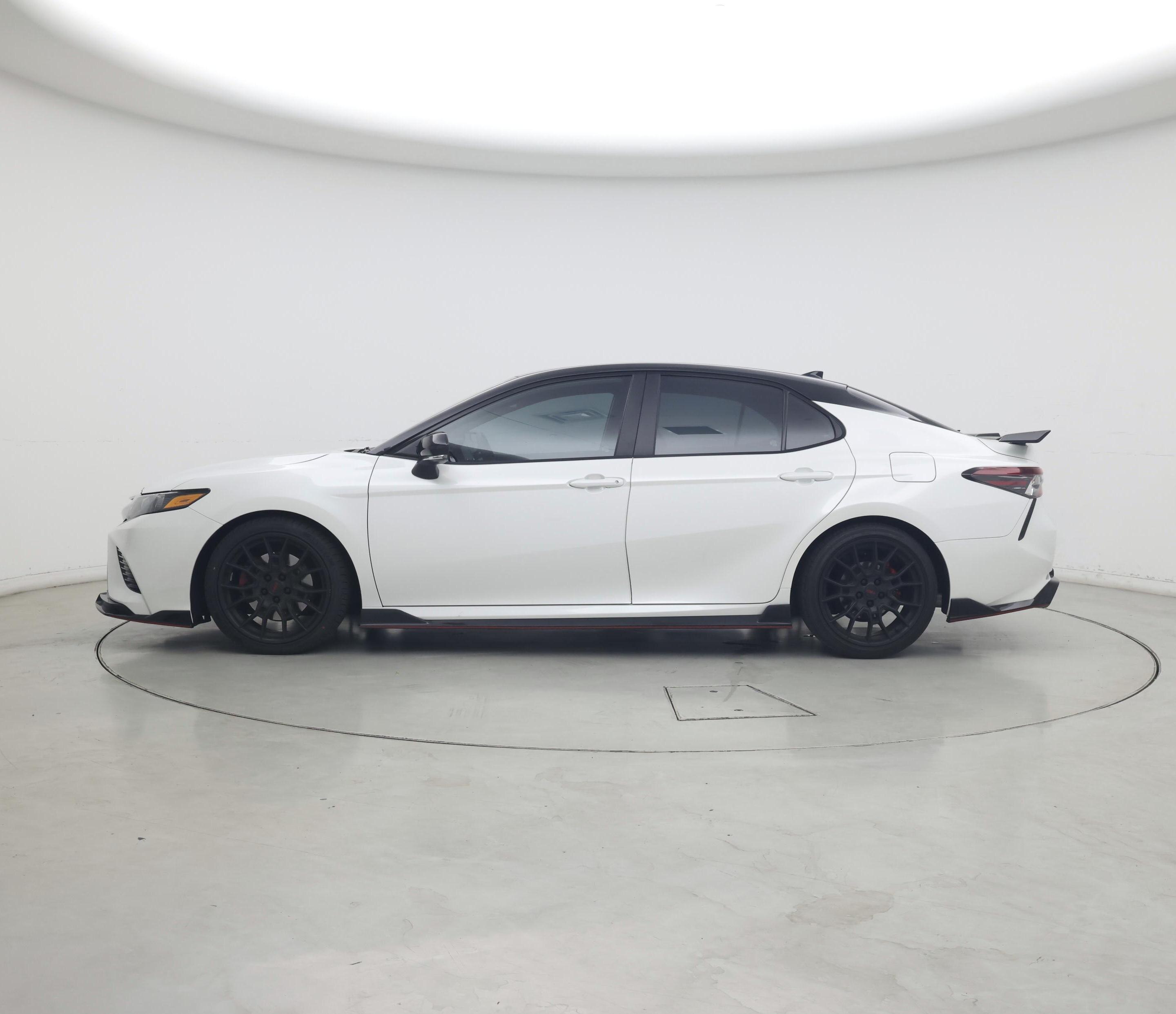 Thumbnail: 2021 Toyota Camry - 3