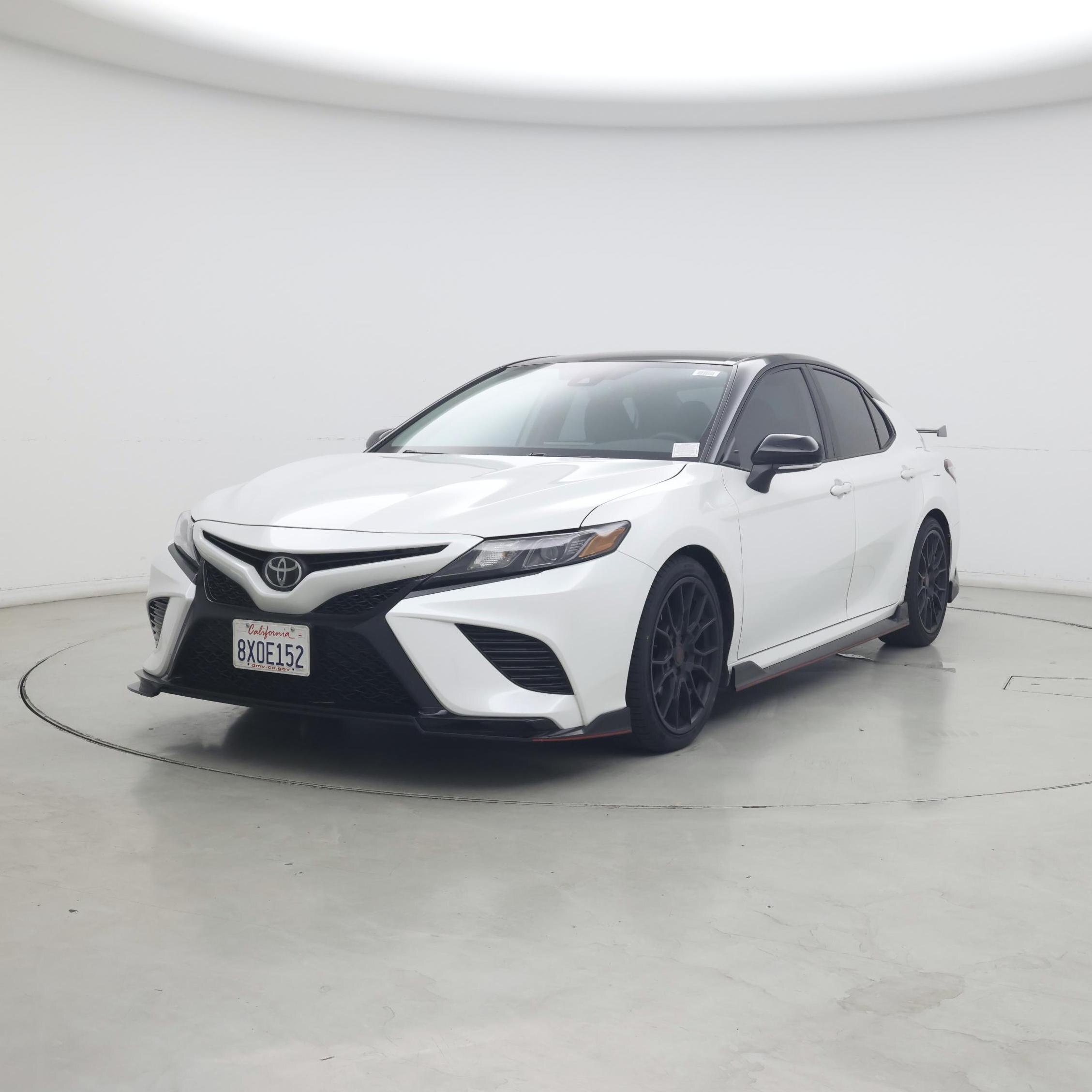 Thumbnail: 2021 Toyota Camry - 4