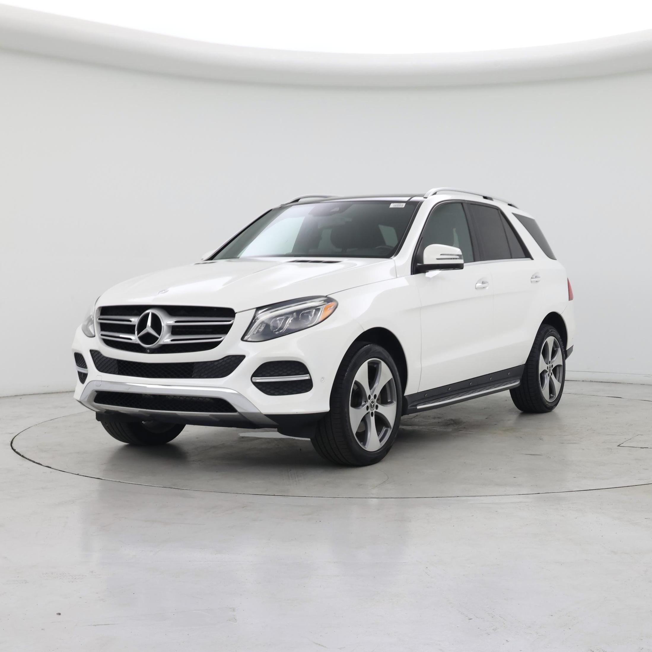 Thumbnail: 2017 Mercedes-Benz GLE - 4