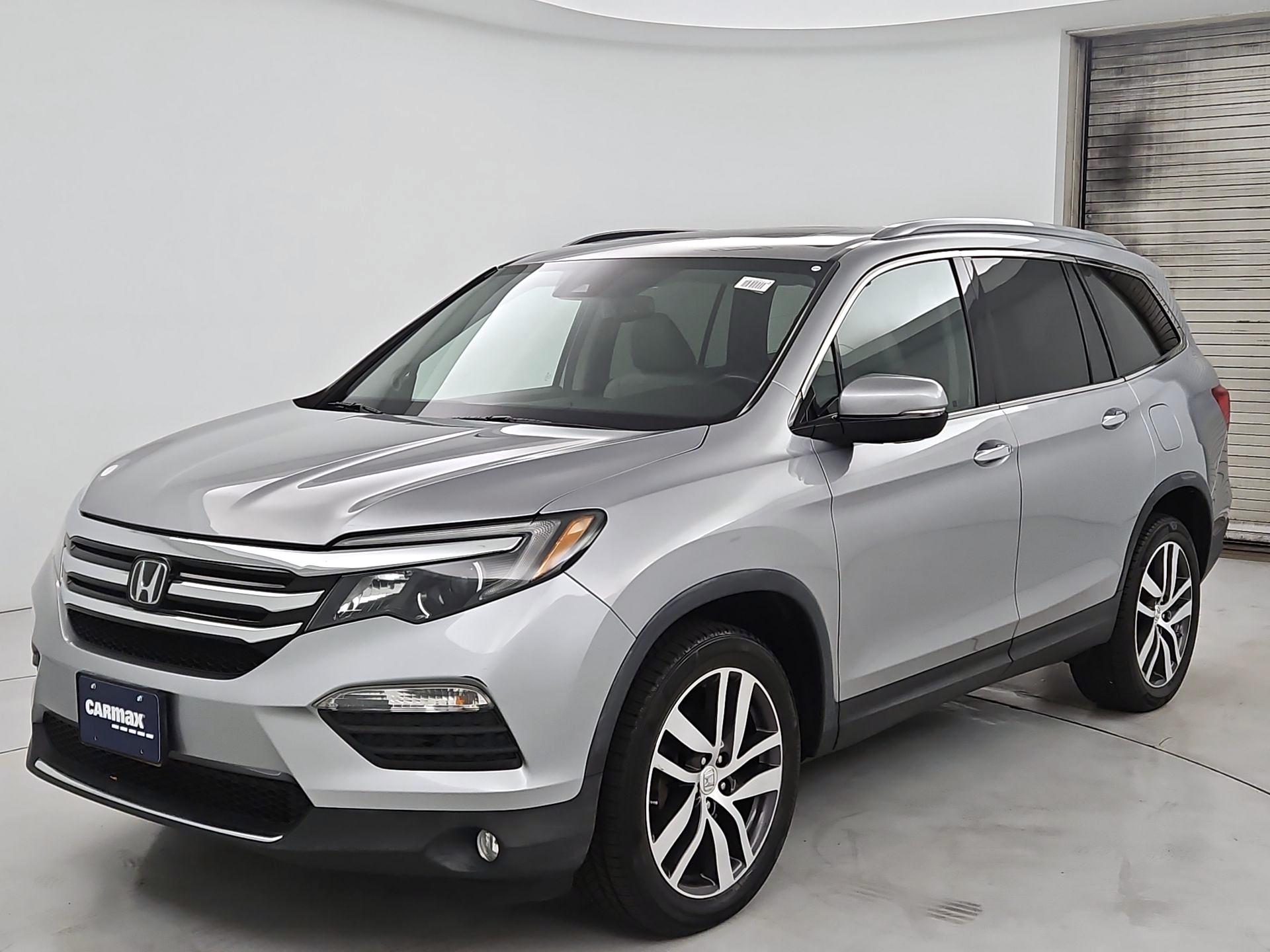Thumbnail: 2016 Honda Pilot - 3