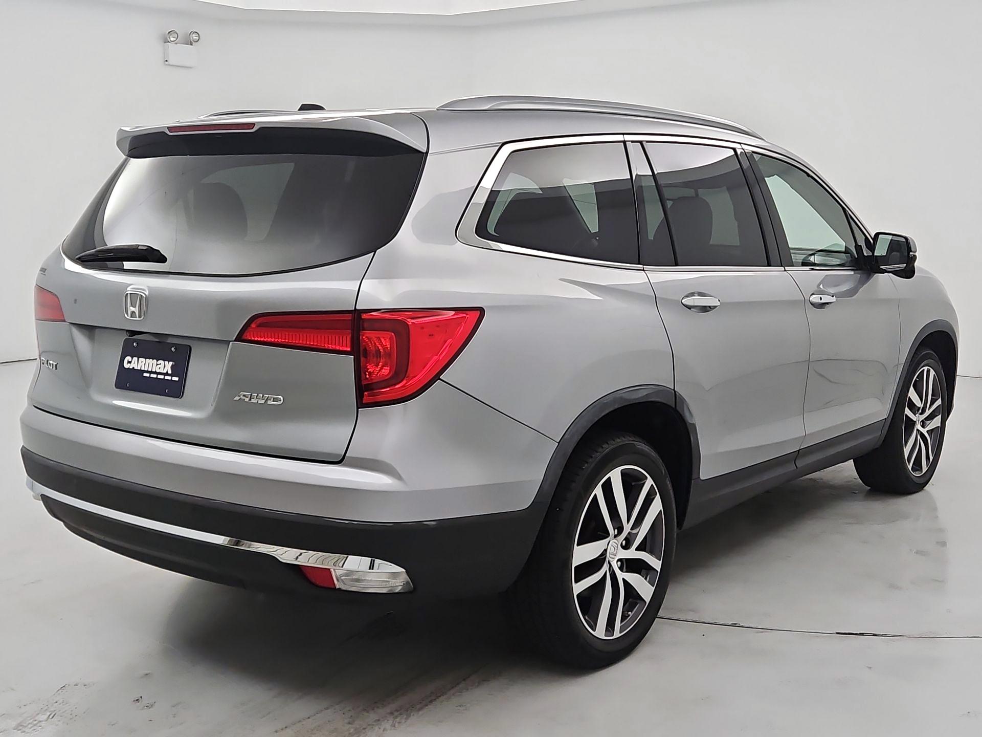 Thumbnail: 2016 Honda Pilot - 5