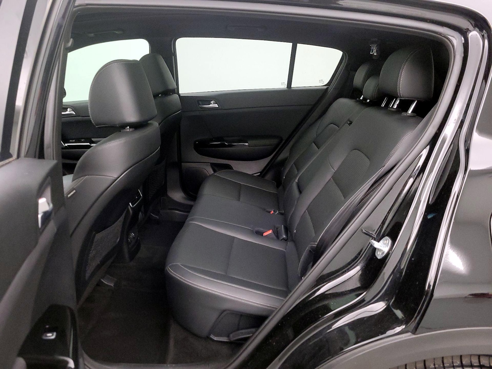 2020 Kia Sportage S - Photo 21