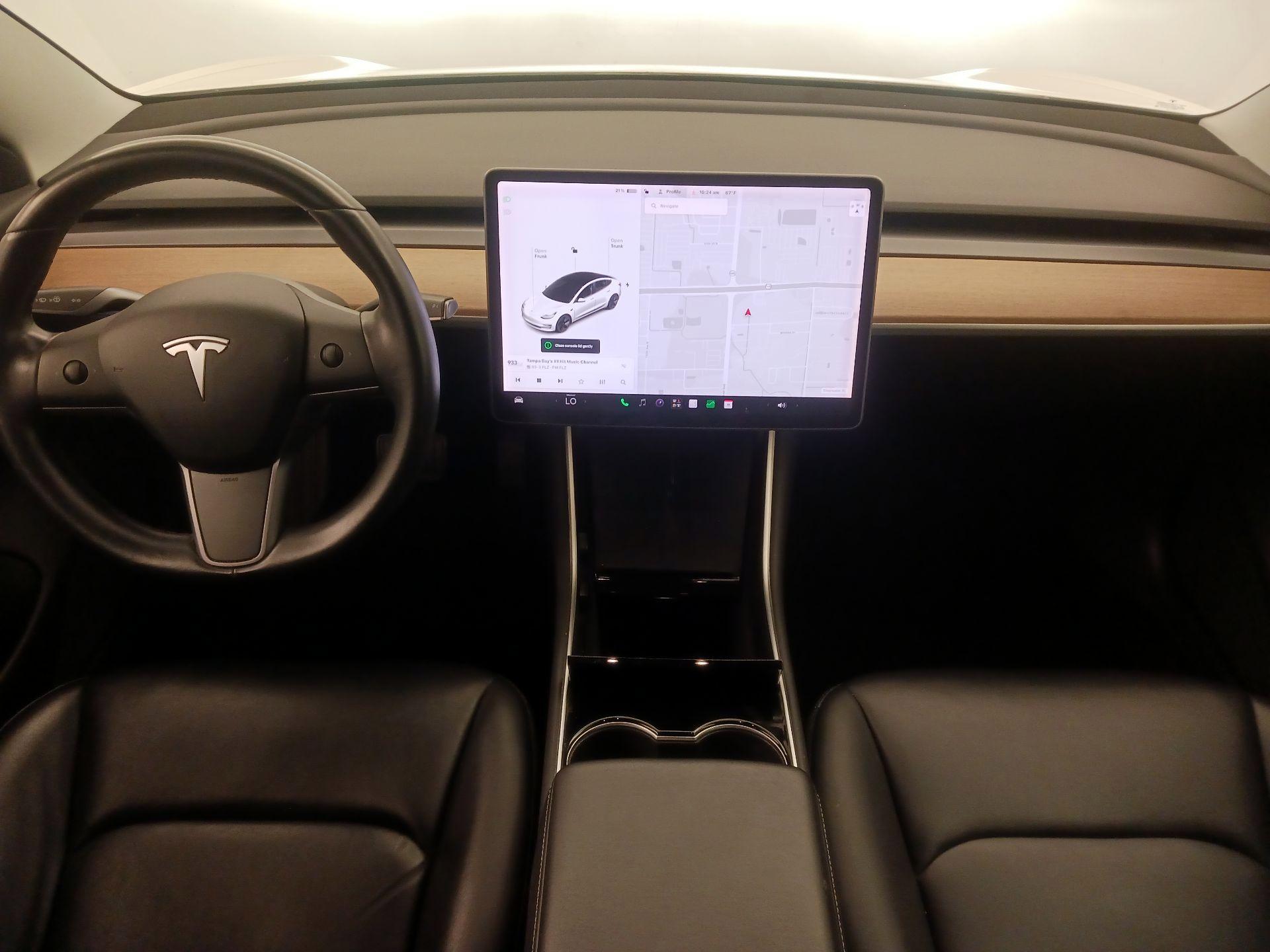 Thumbnail: 2019 Tesla Model 3 - 9