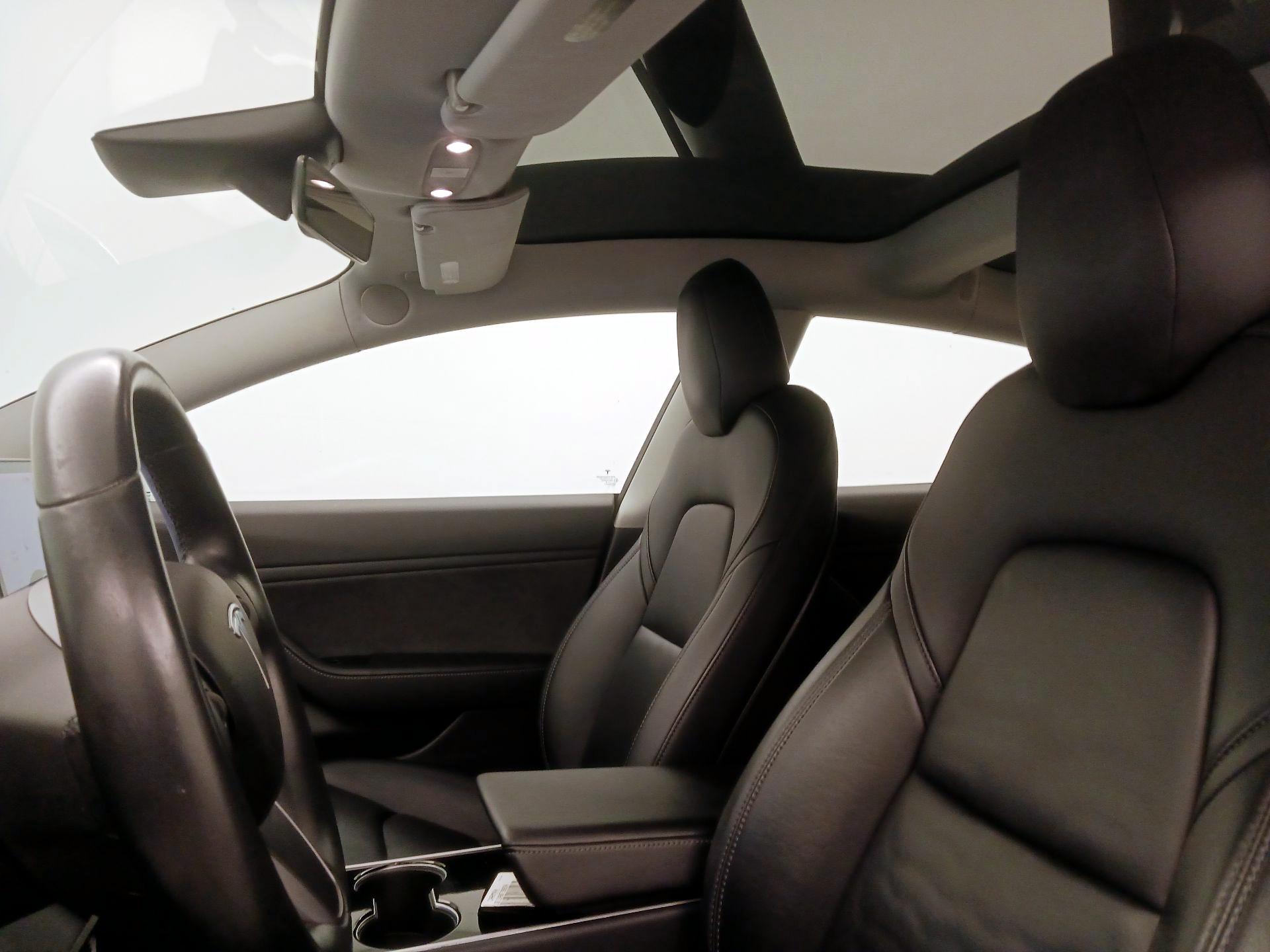 Thumbnail: 2019 Tesla Model 3 - 19