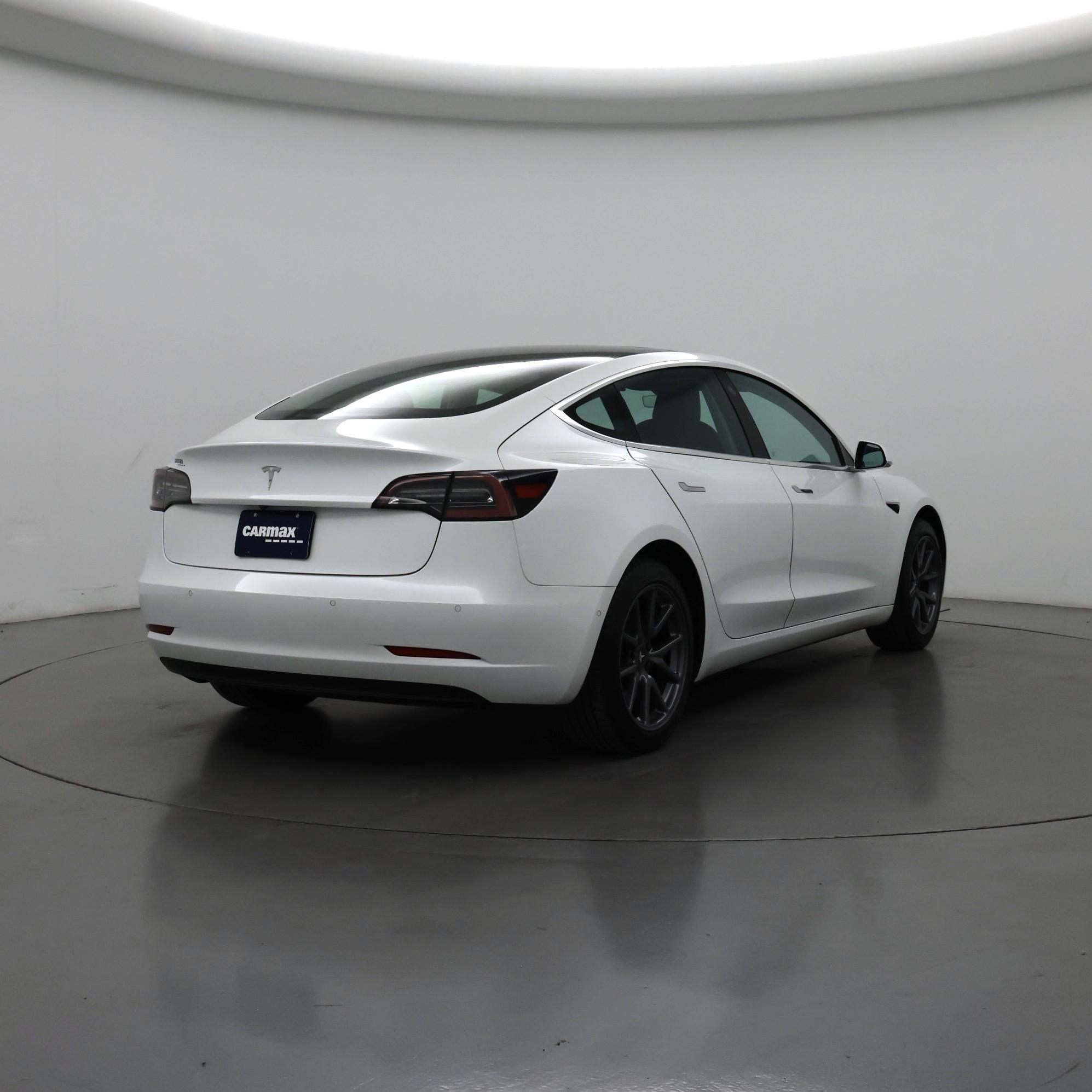 Thumbnail: 2019 Tesla Model 3 - 8