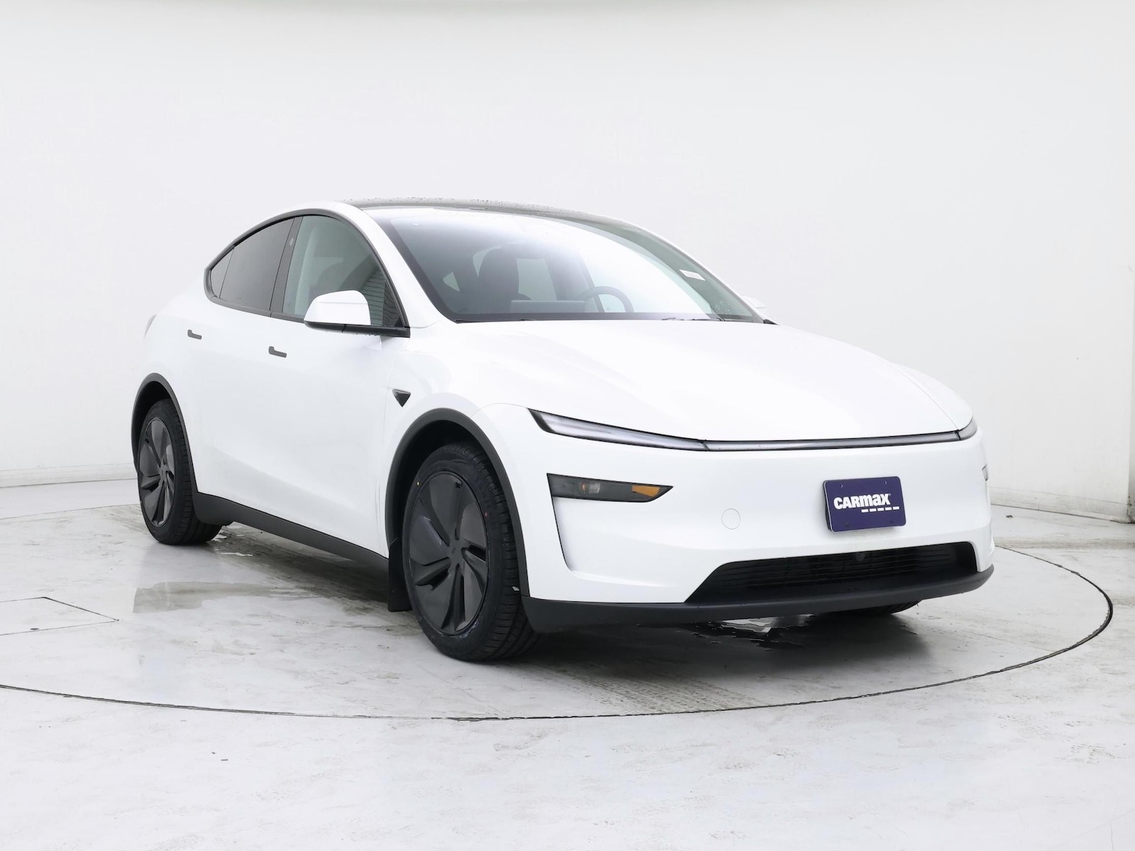 2026 Tesla Model Y Long Range - Photo 2