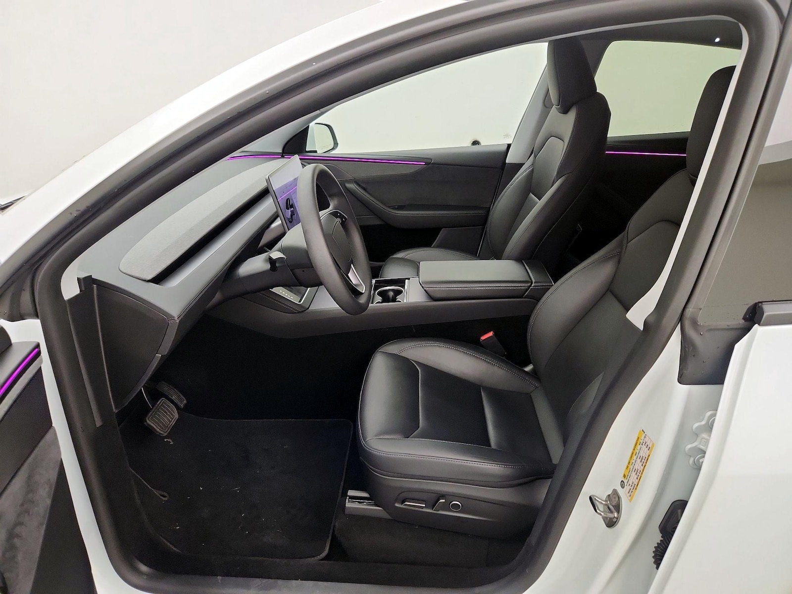 2026 Tesla Model Y Long Range - Photo 12