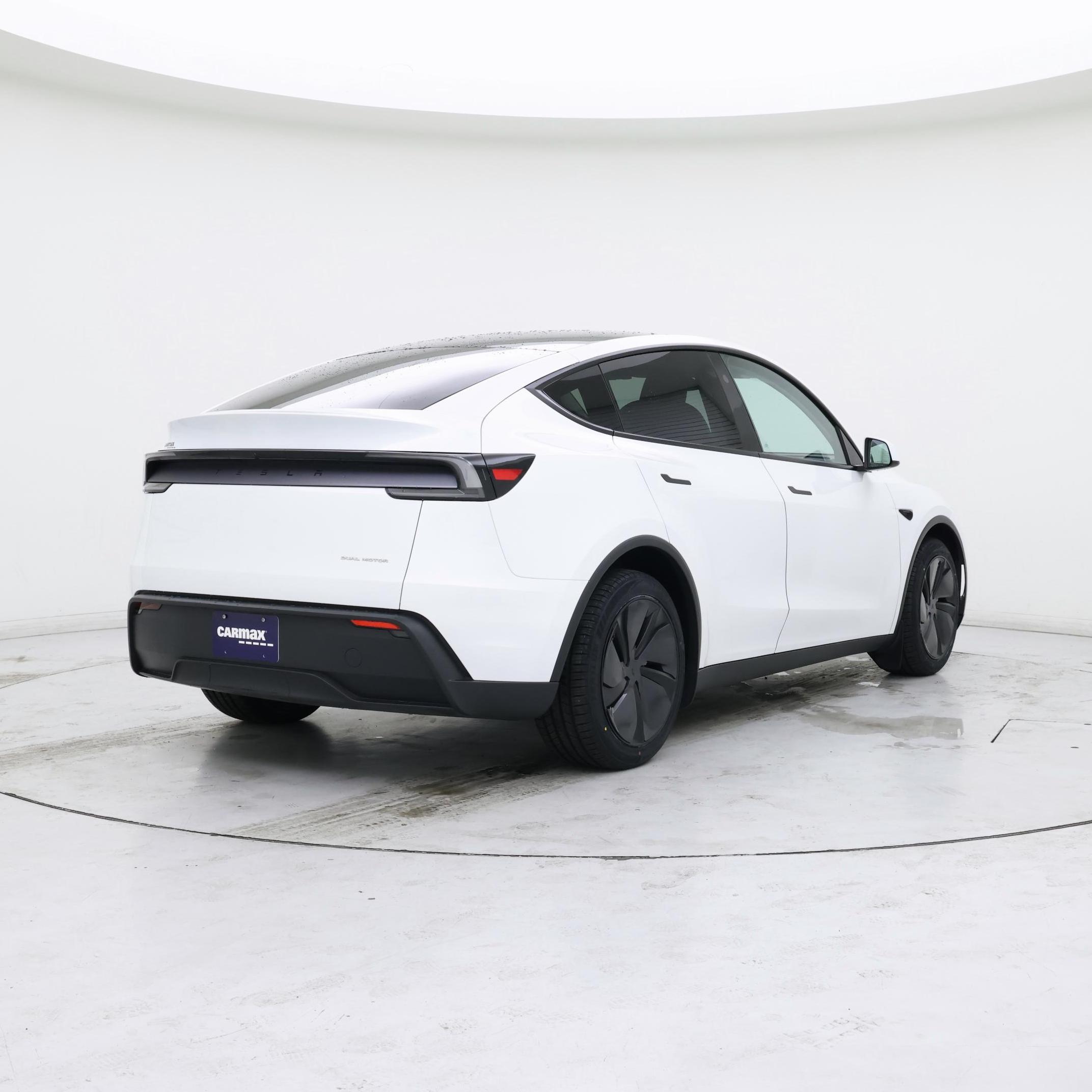 Thumbnail: 2026 Tesla Model Y - 8