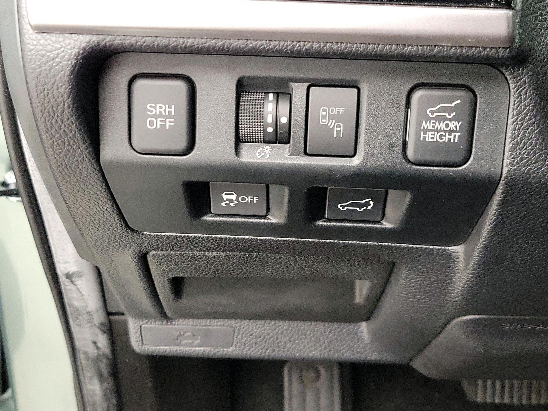 Thumbnail: 2017 Subaru Forester - 13