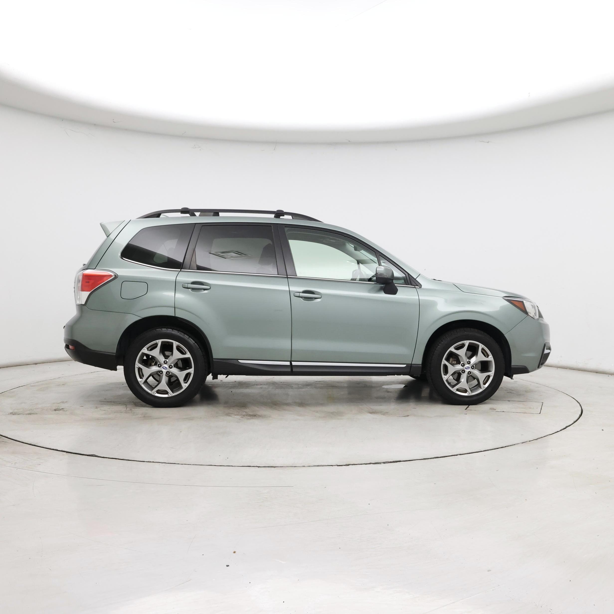 Thumbnail: 2017 Subaru Forester - 7