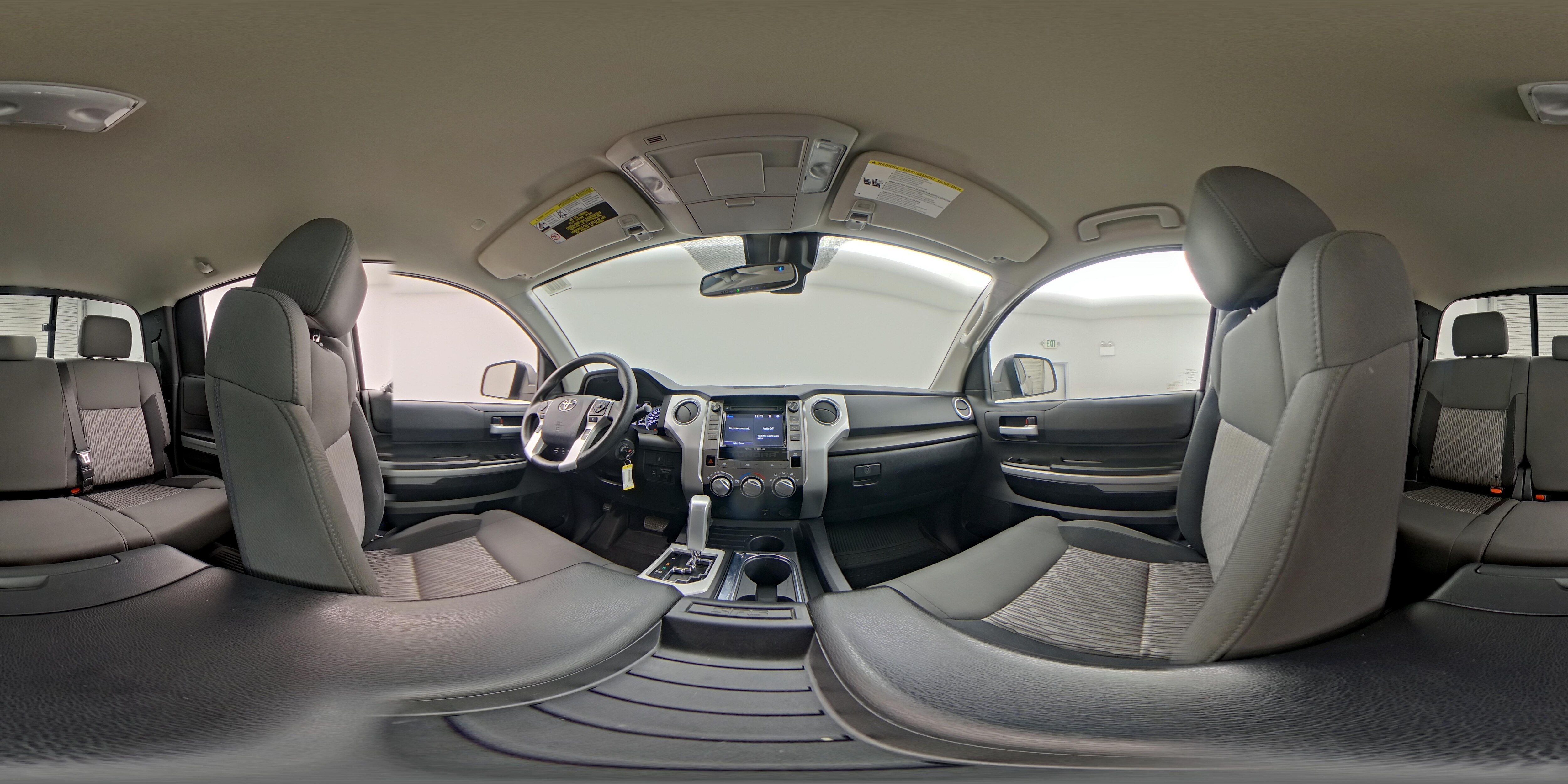 2019 Toyota Tundra SR5 - Photo 24