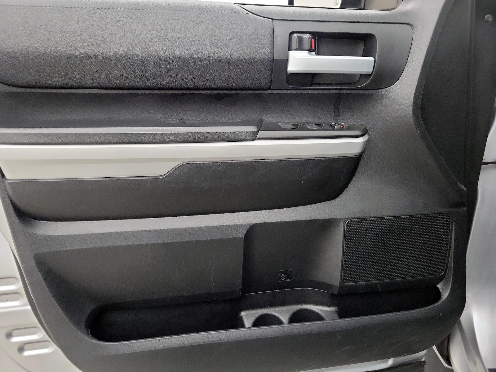 2019 Toyota Tundra SR5 - Photo 13