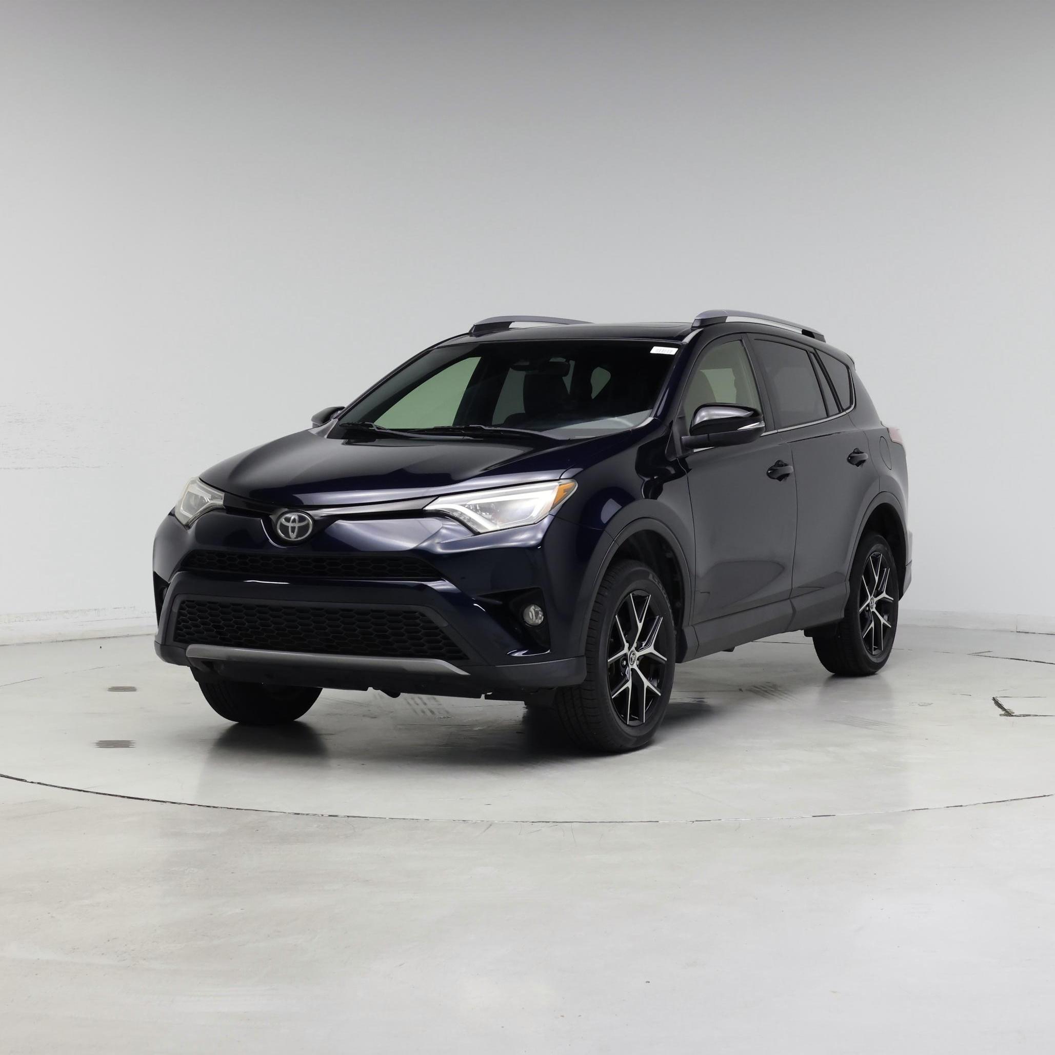 Thumbnail: 2017 Toyota RAV4 - 4