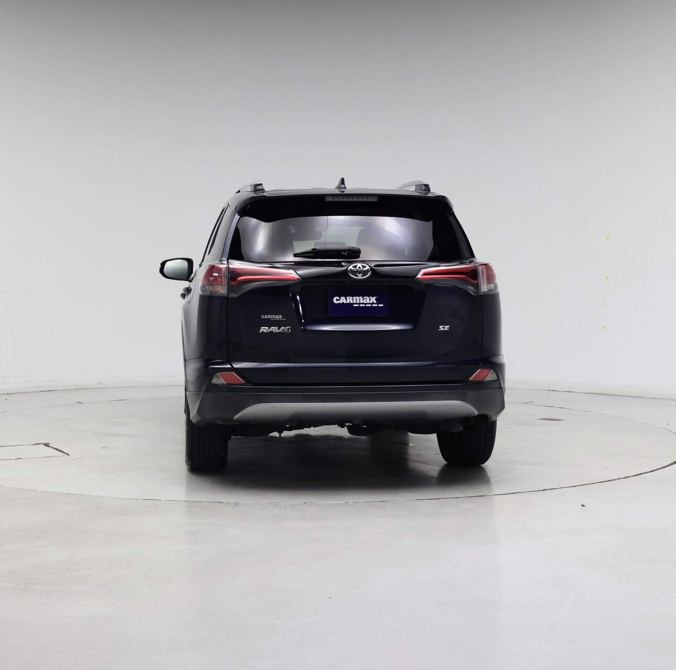 Thumbnail: 2017 Toyota RAV4 - 6