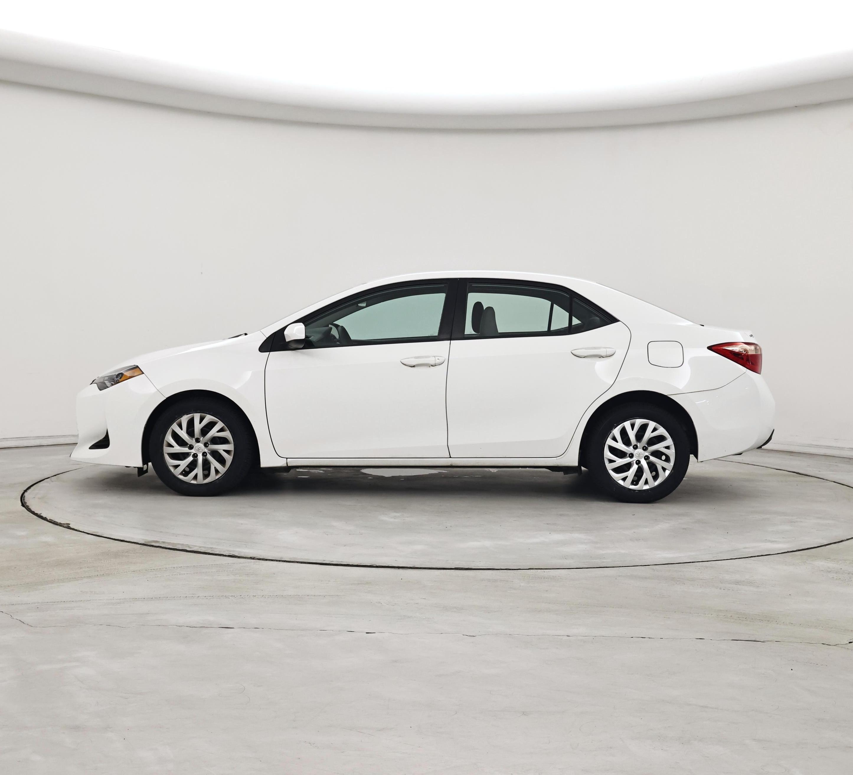 Thumbnail: 2019 Toyota Corolla - 3