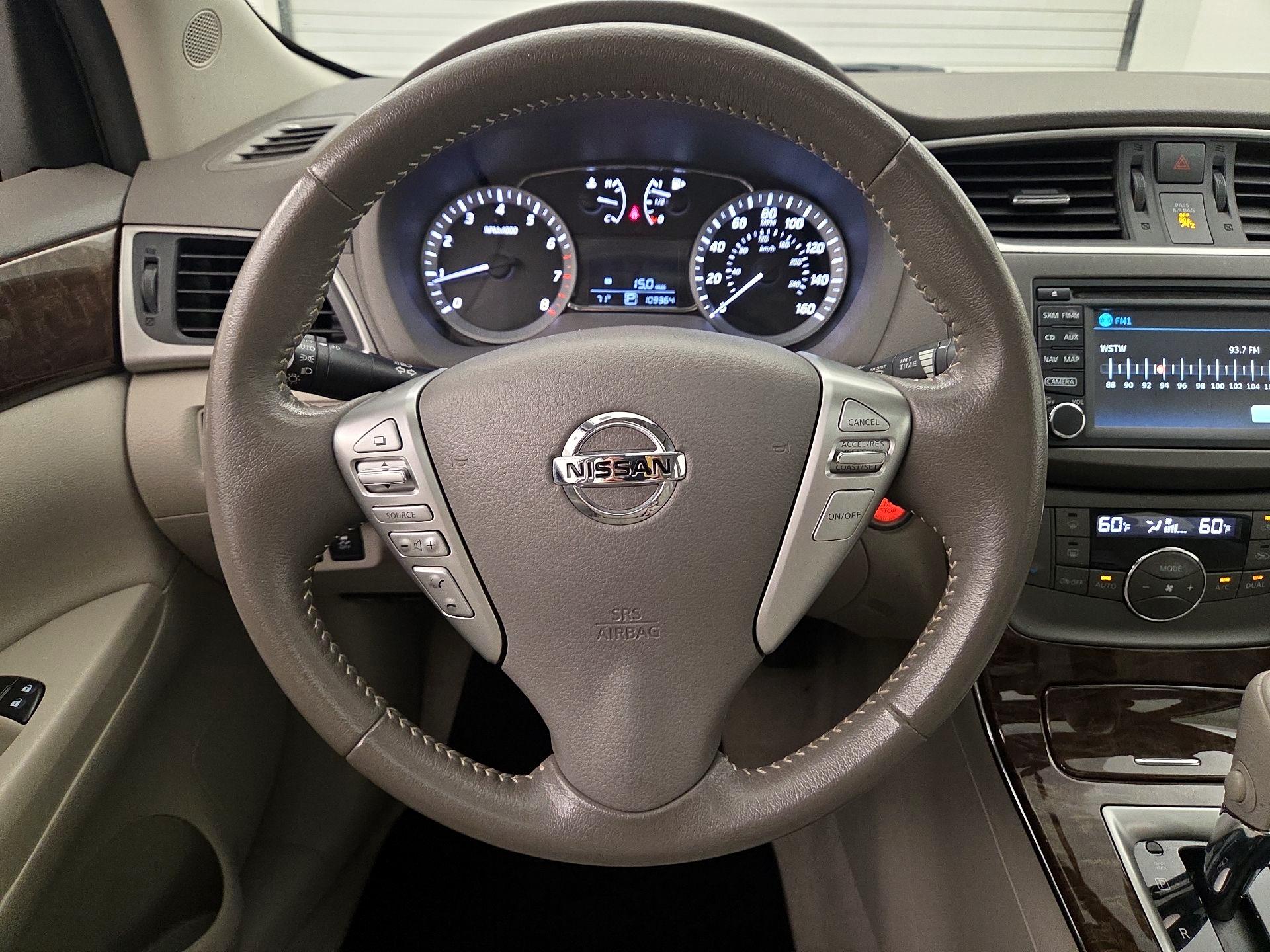 Thumbnail: 2014 Nissan Sentra - 10