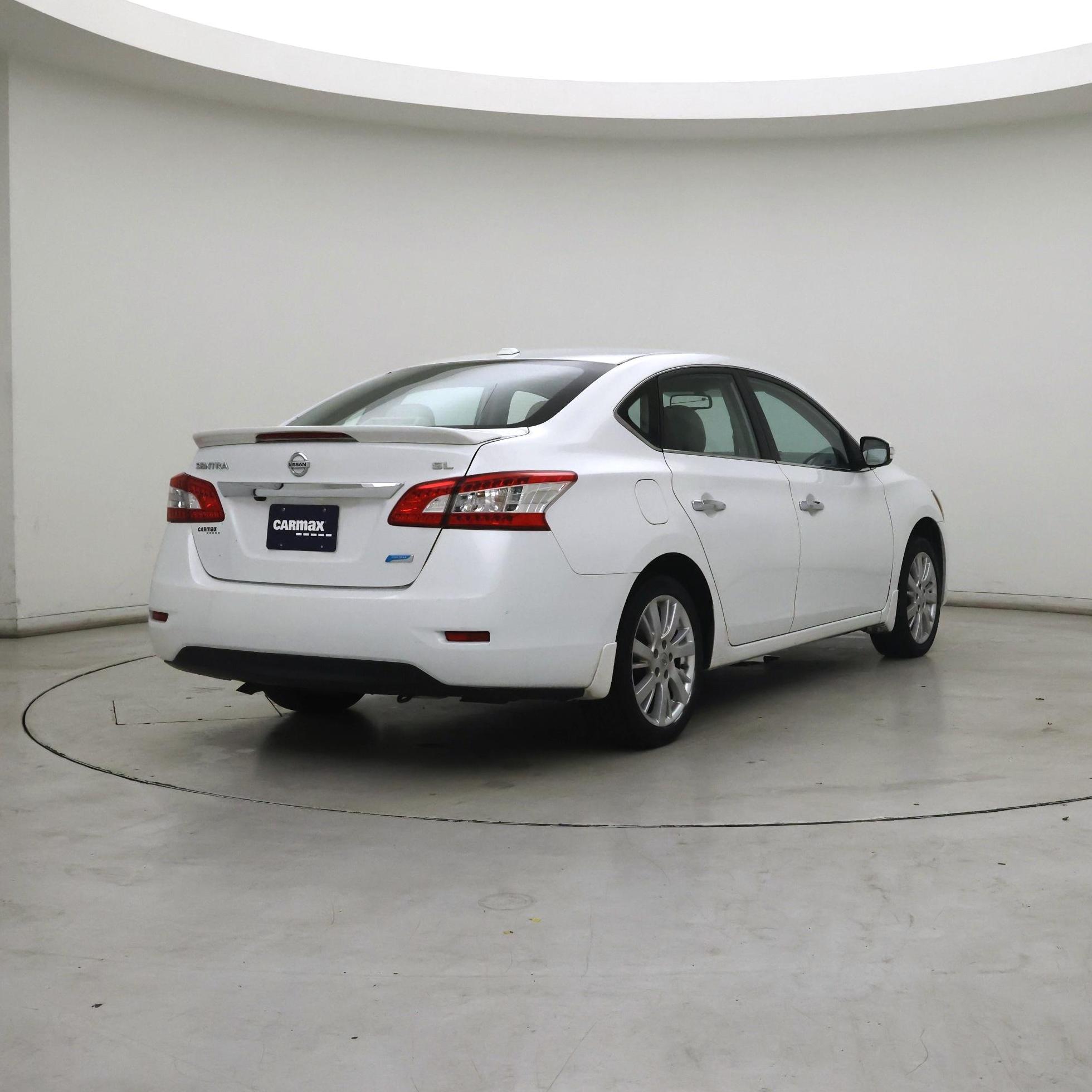 Thumbnail: 2014 Nissan Sentra - 8