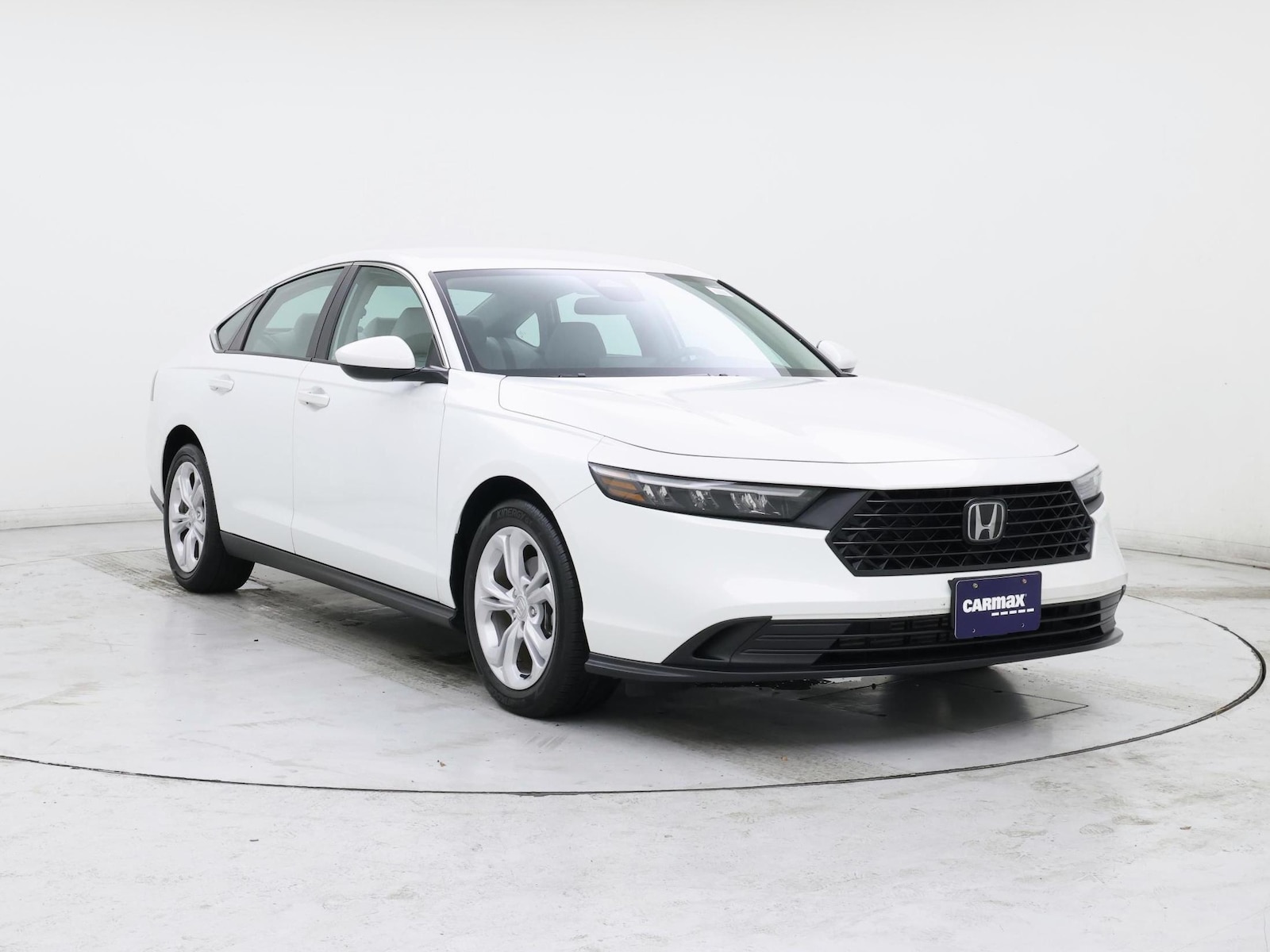 2023 Honda Accord LX - Photo 2