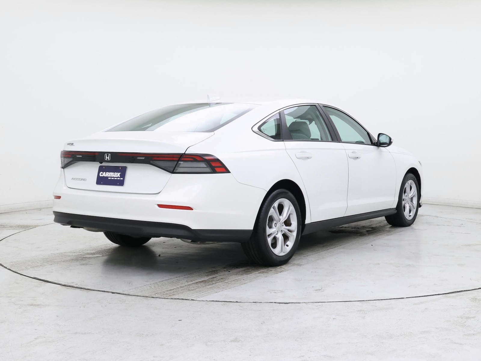 2023 Honda Accord LX - Photo 9