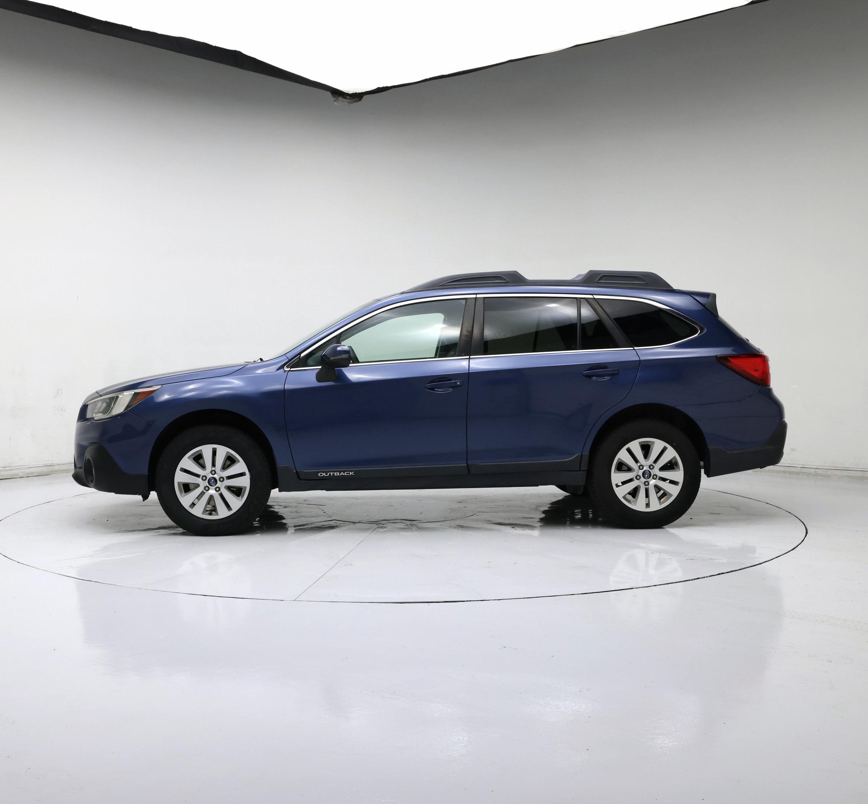 Thumbnail: 2019 Subaru Outback - 3