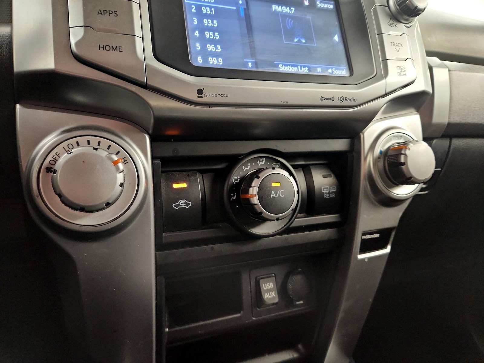 2017 Toyota 4Runner SR5 Premium - Photo 17
