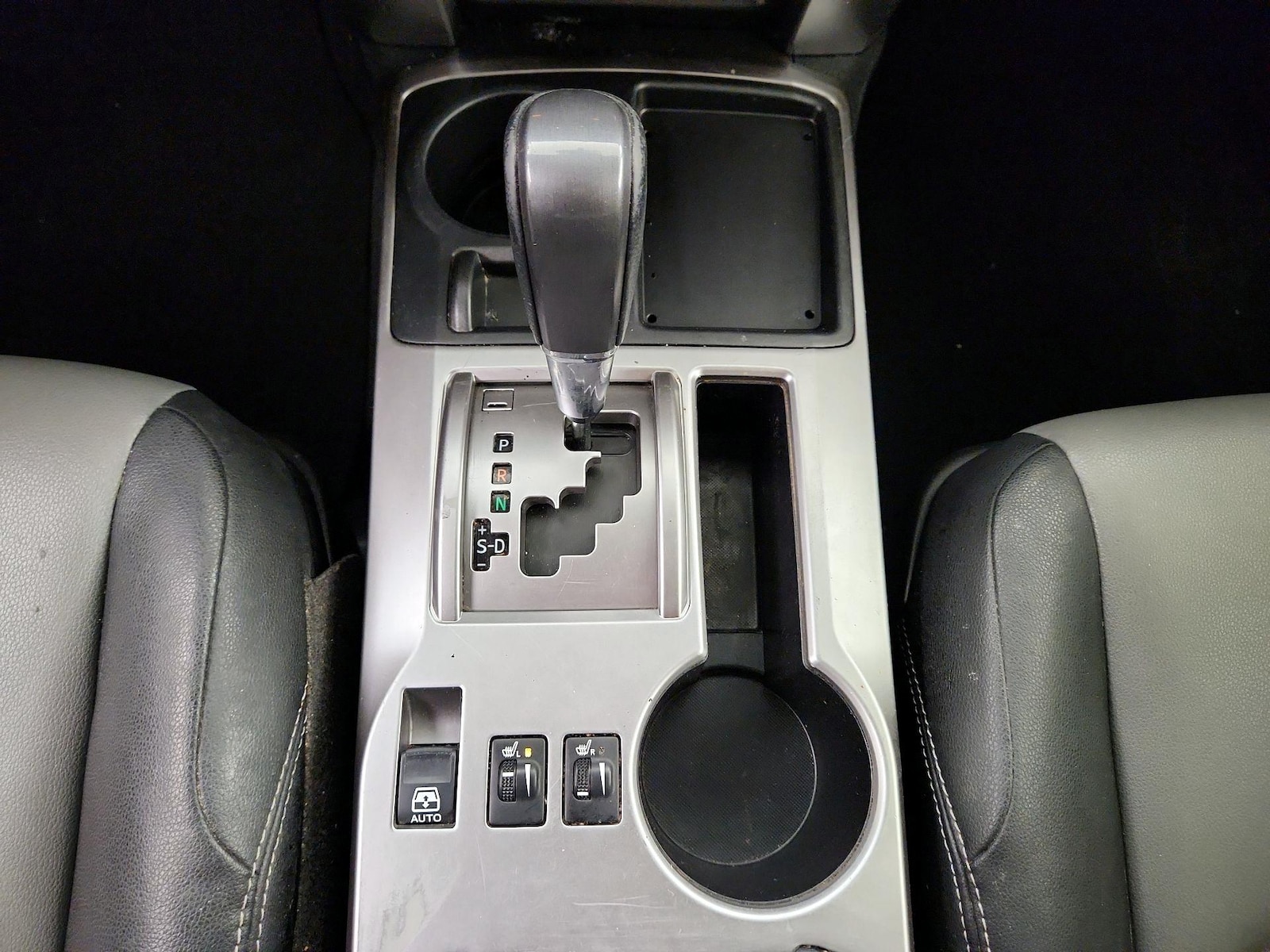 2017 Toyota 4Runner SR5 Premium - Photo 18
