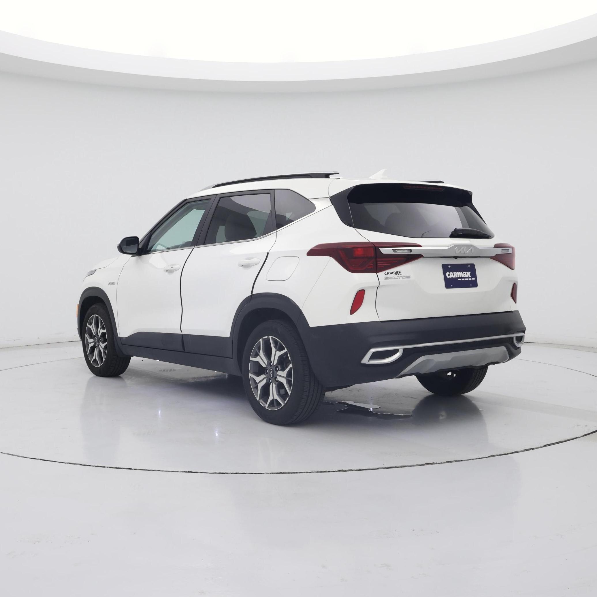 Thumbnail: 2022 Kia Seltos - 2